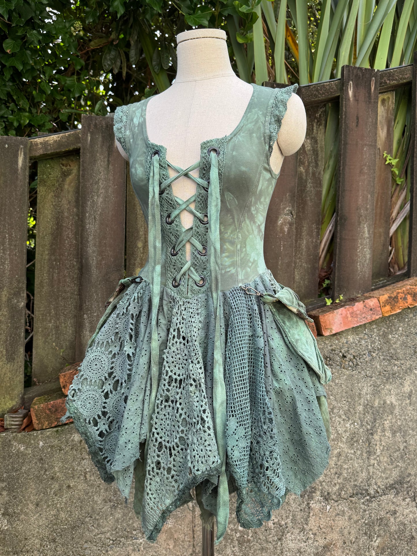 Wildcrafted Faery Pocket Dress (S)