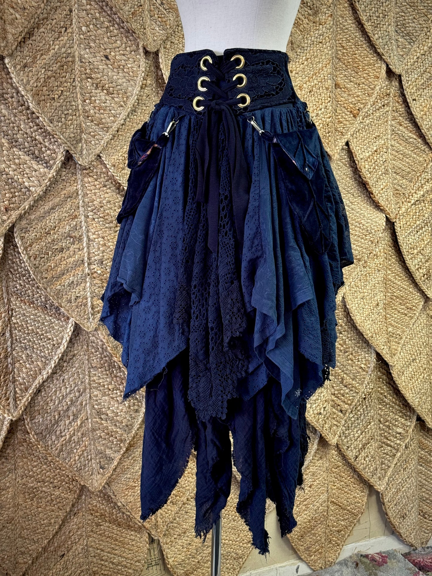 Wildcrafted Skirt (L/XL)