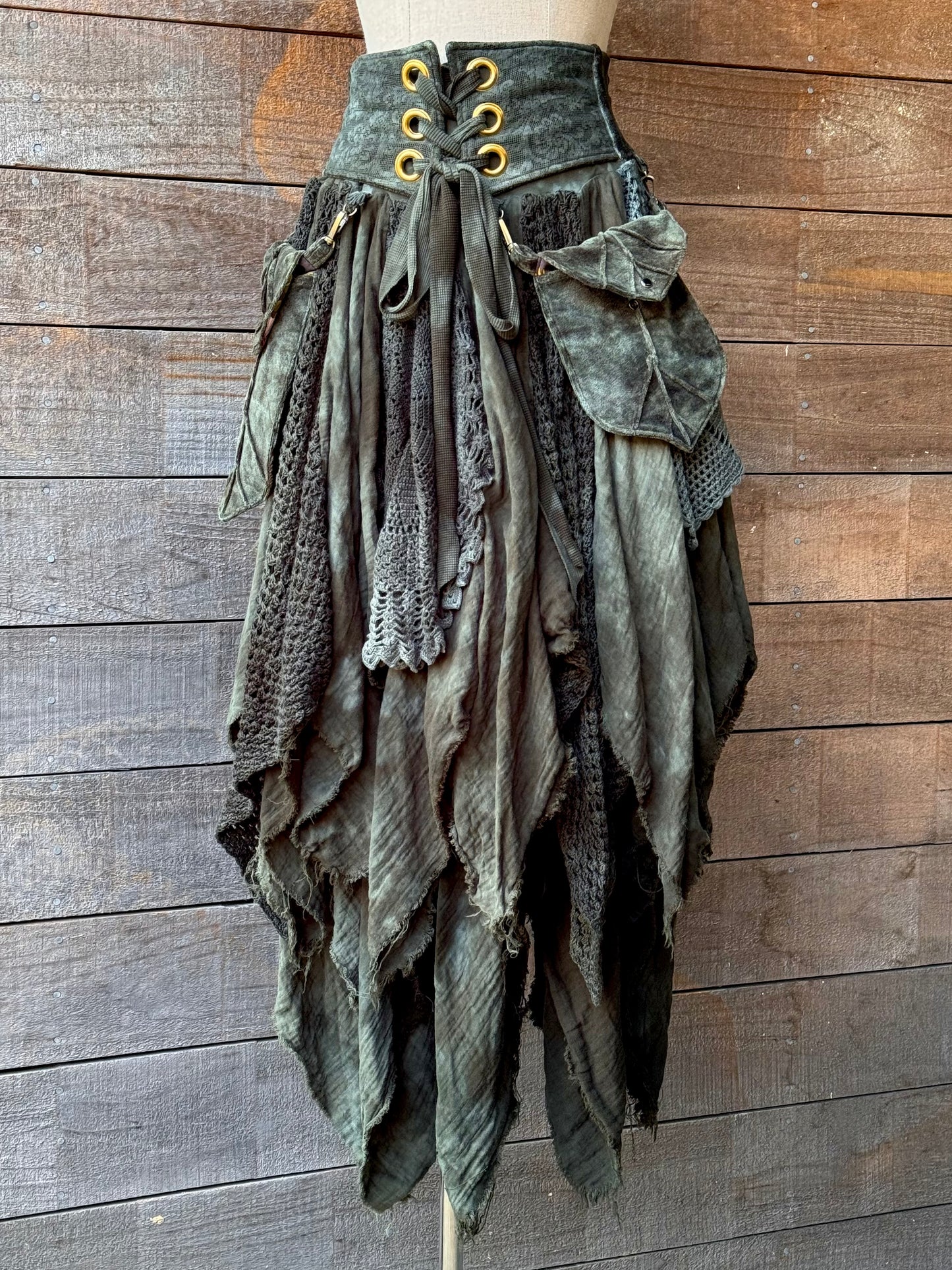Wildcrafted Skirt (L/XL)