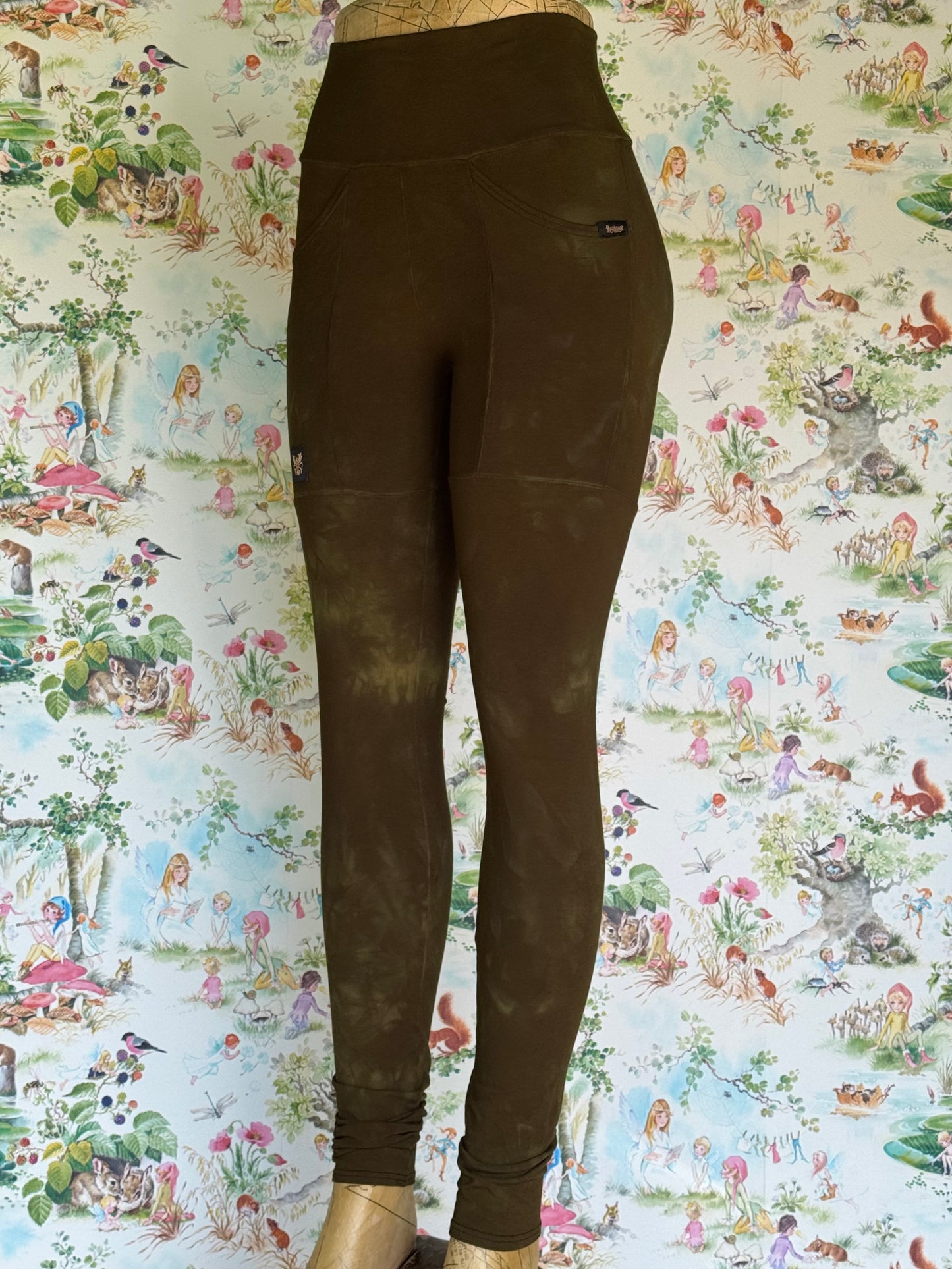 Swampwitch Bellbird Leggings