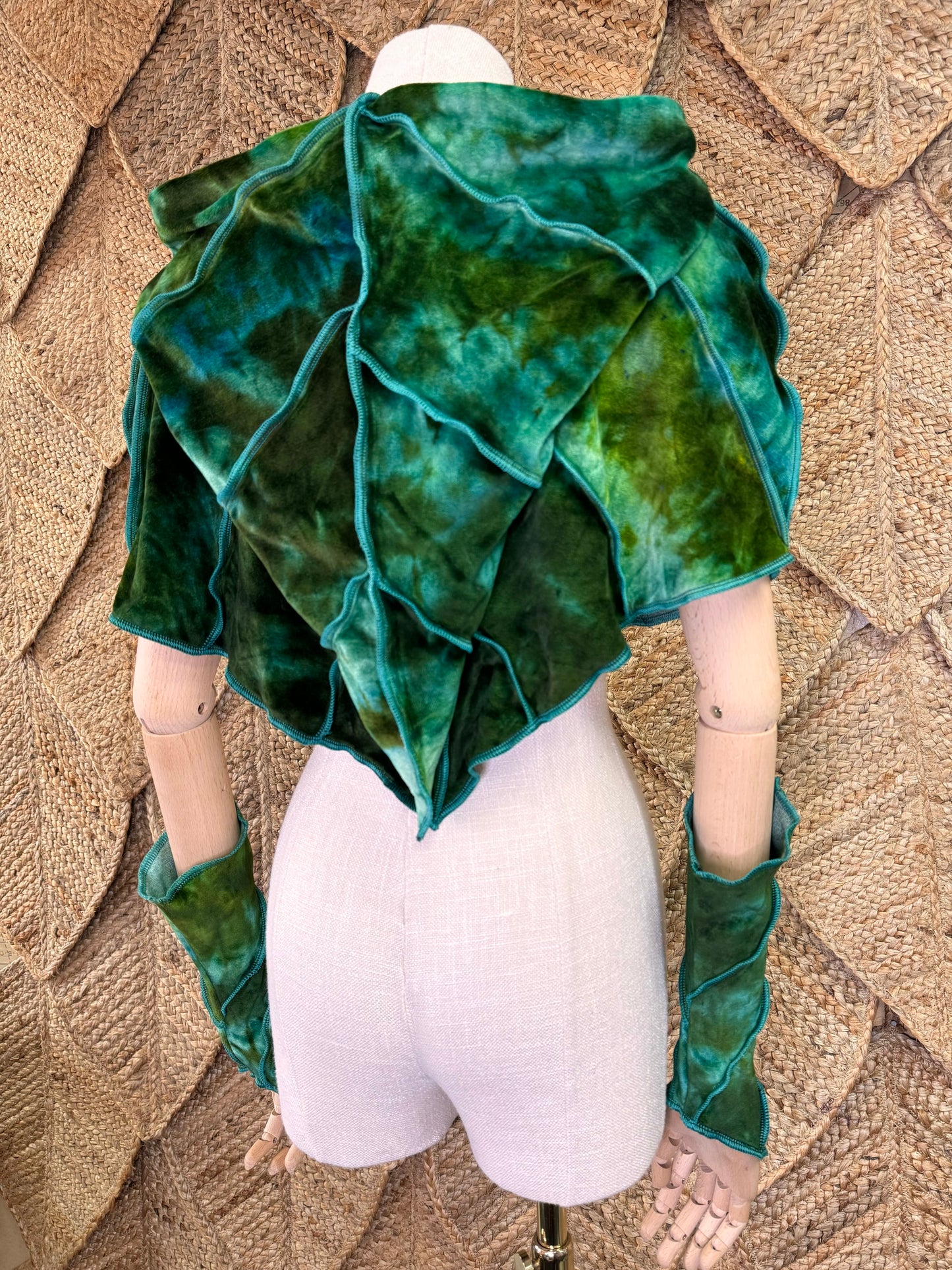 PREORDER: Labradorite Leafae Poncho Set