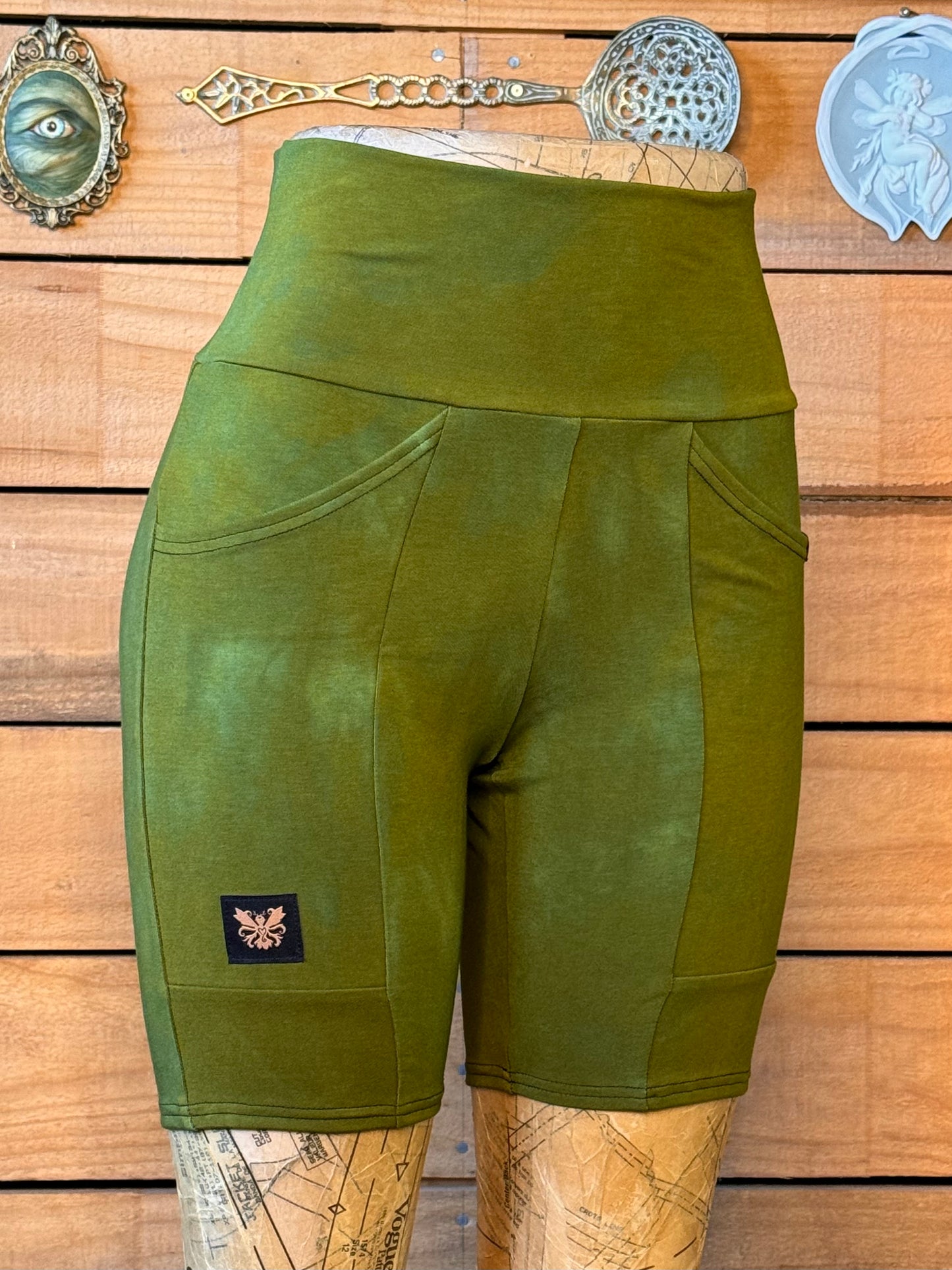 Cauldron Bellbird Shorts