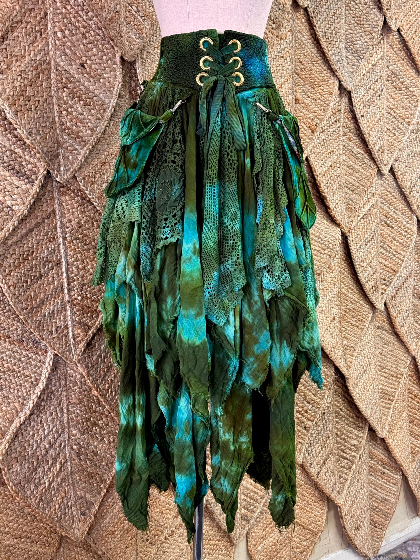 Wildcrafted Skirt (M/L)