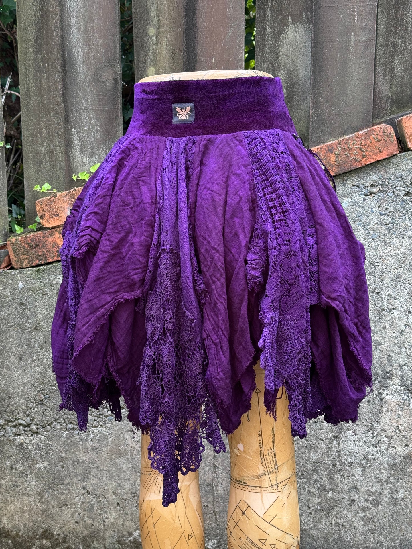 Wildcrafted Skirt (L/XL)