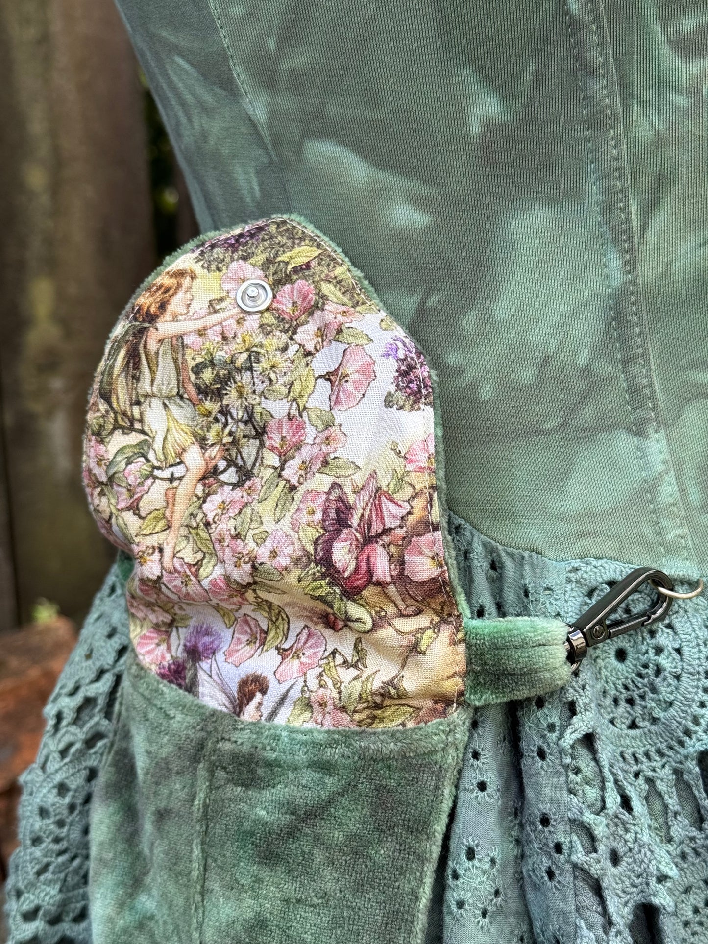 Wildcrafted Faery Pocket Dress (S)