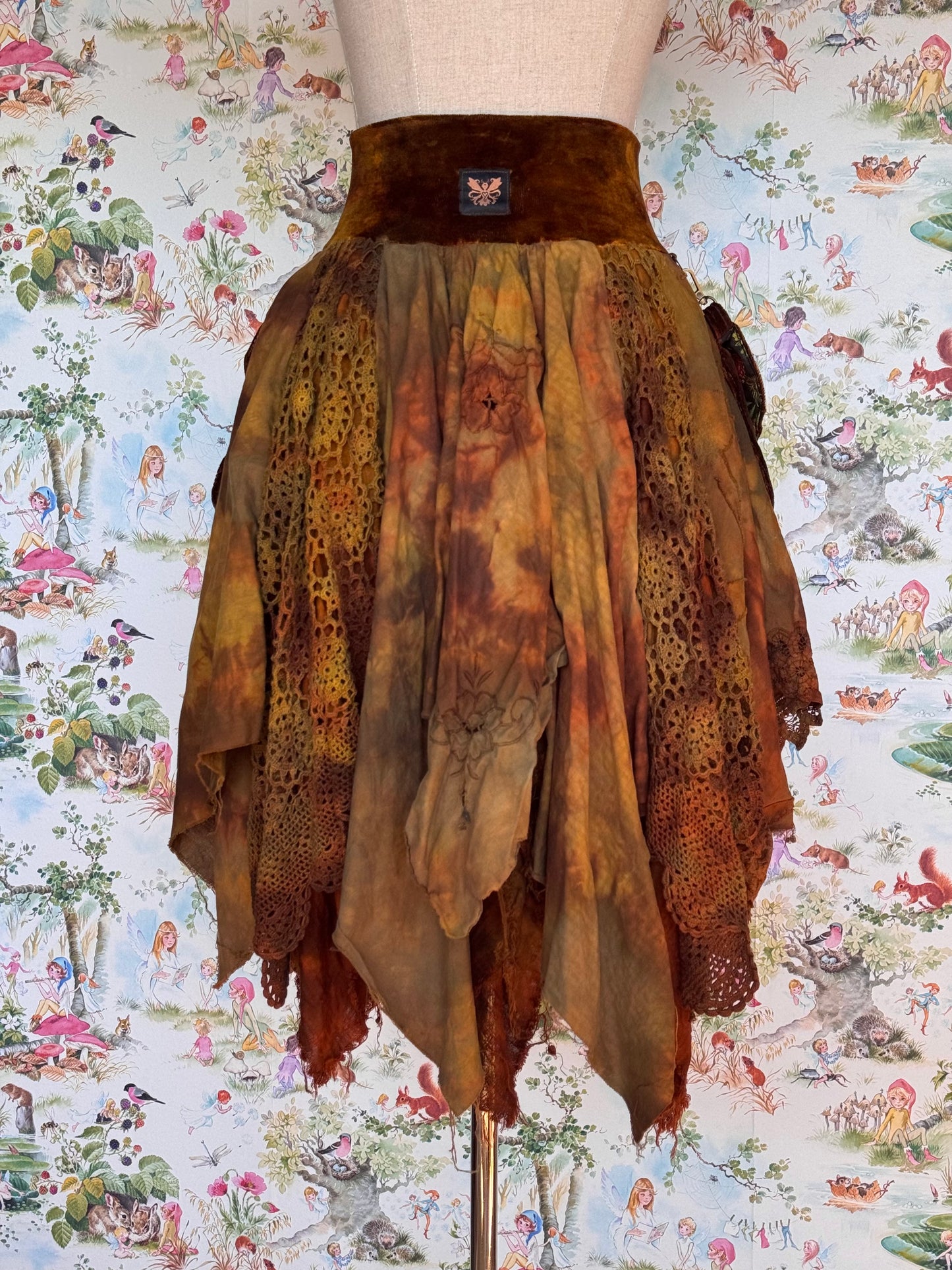 Wildcrafted Skirt (M/L)