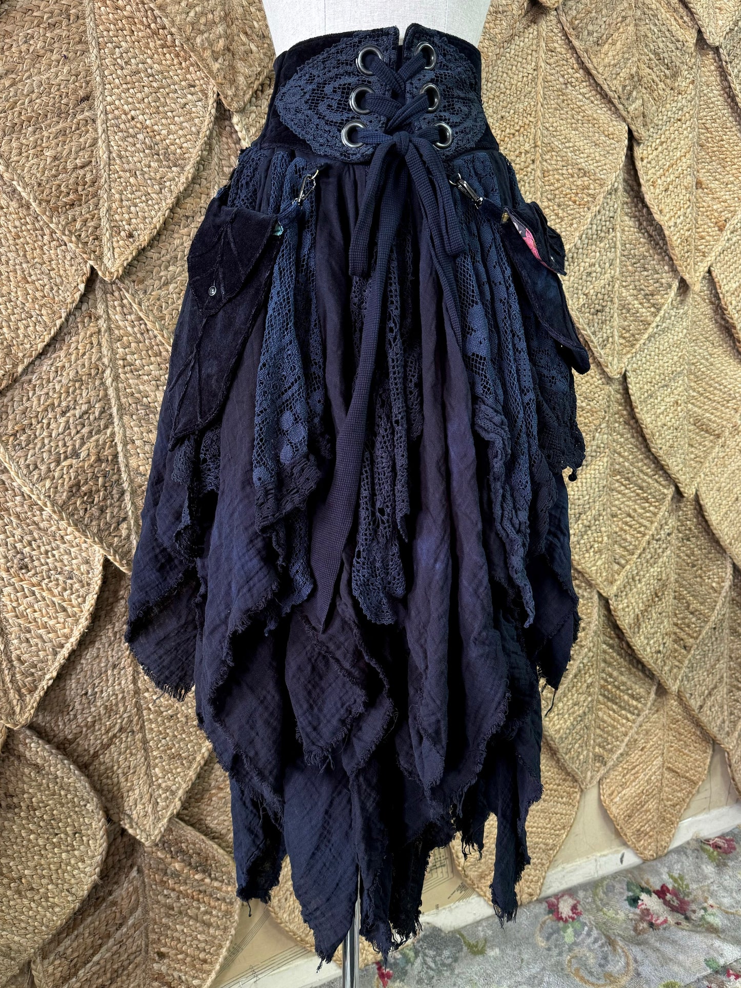 Wildcrafted Skirt (M/L)