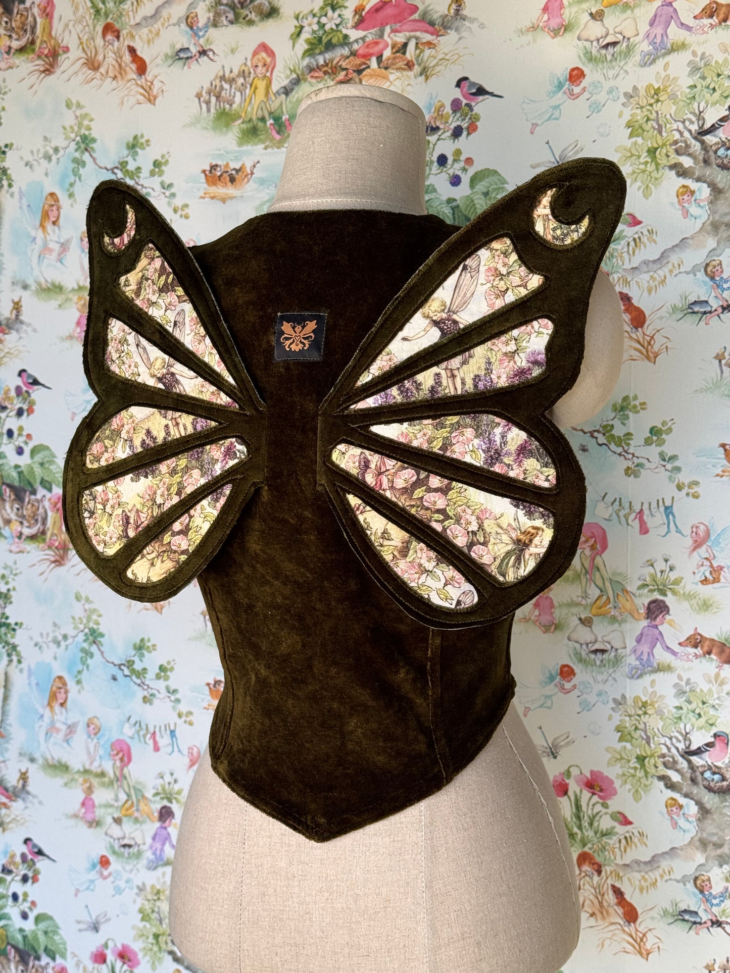 Faewing Vest in Frond