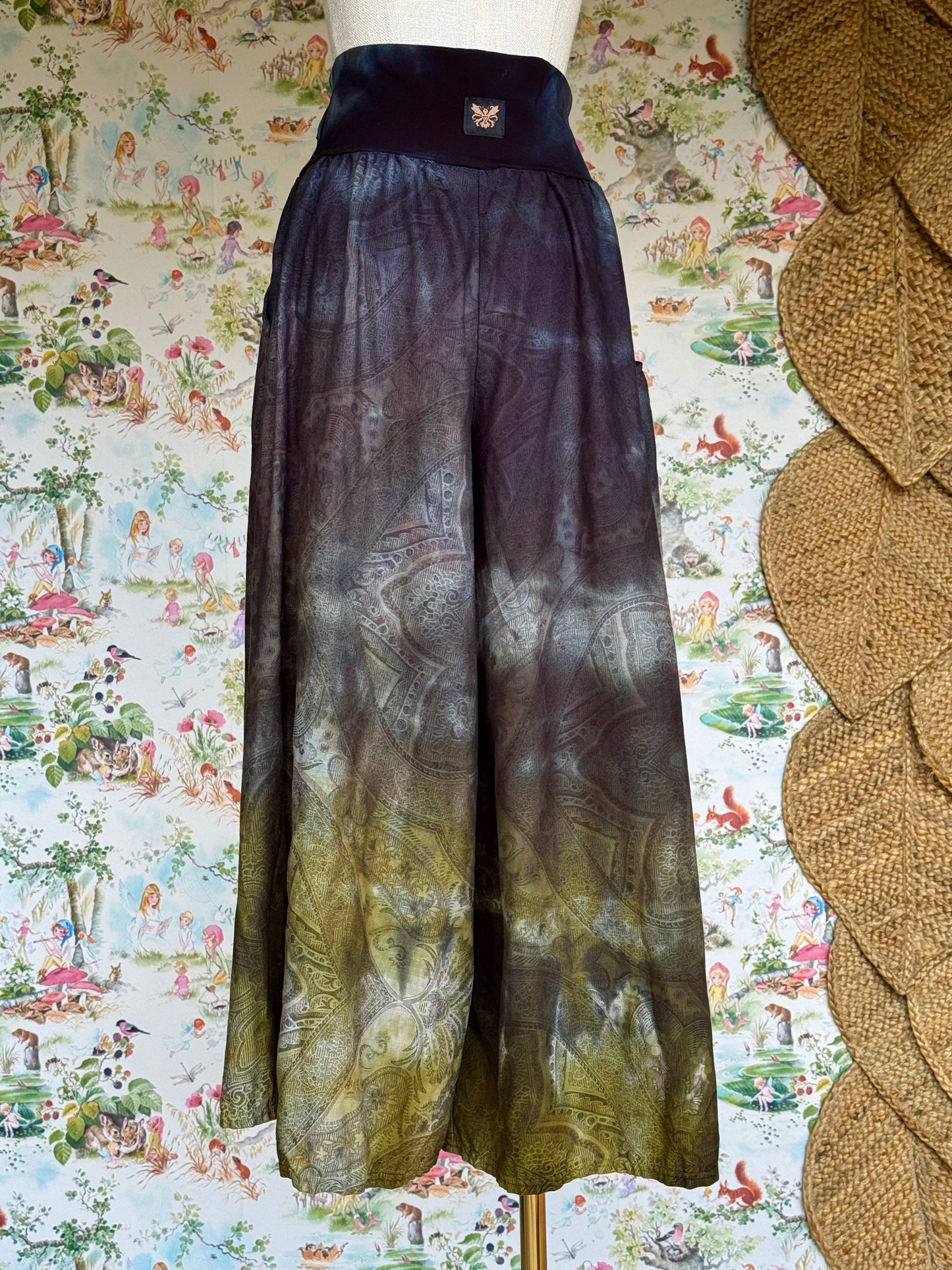 L/XL Foraged Pixie Pants