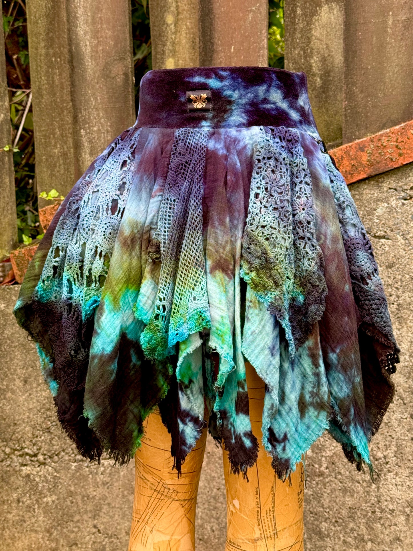 Wildcrafted Skirt (S/M)