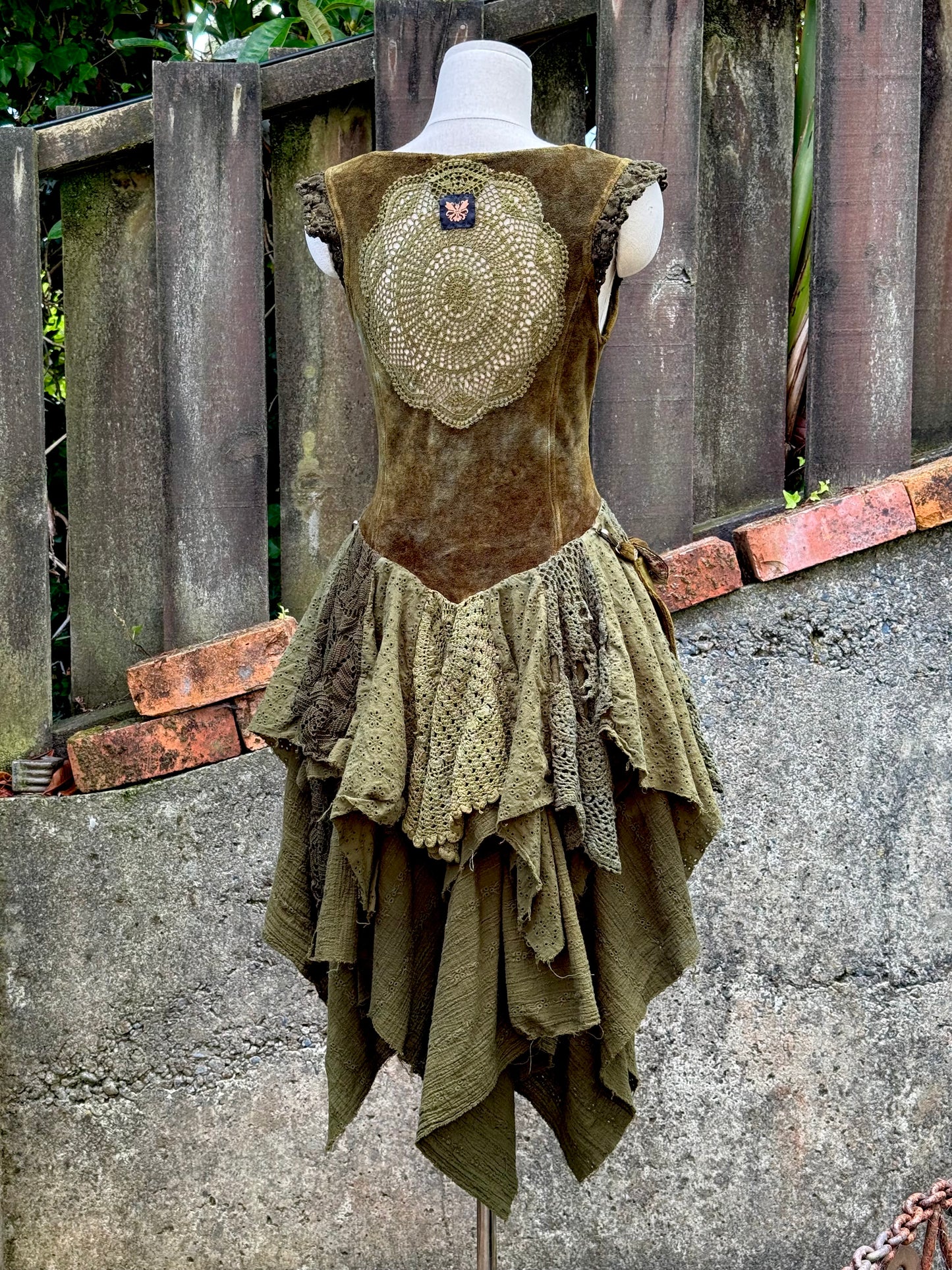 Wildcrafted Faery Pocket Dress (L)