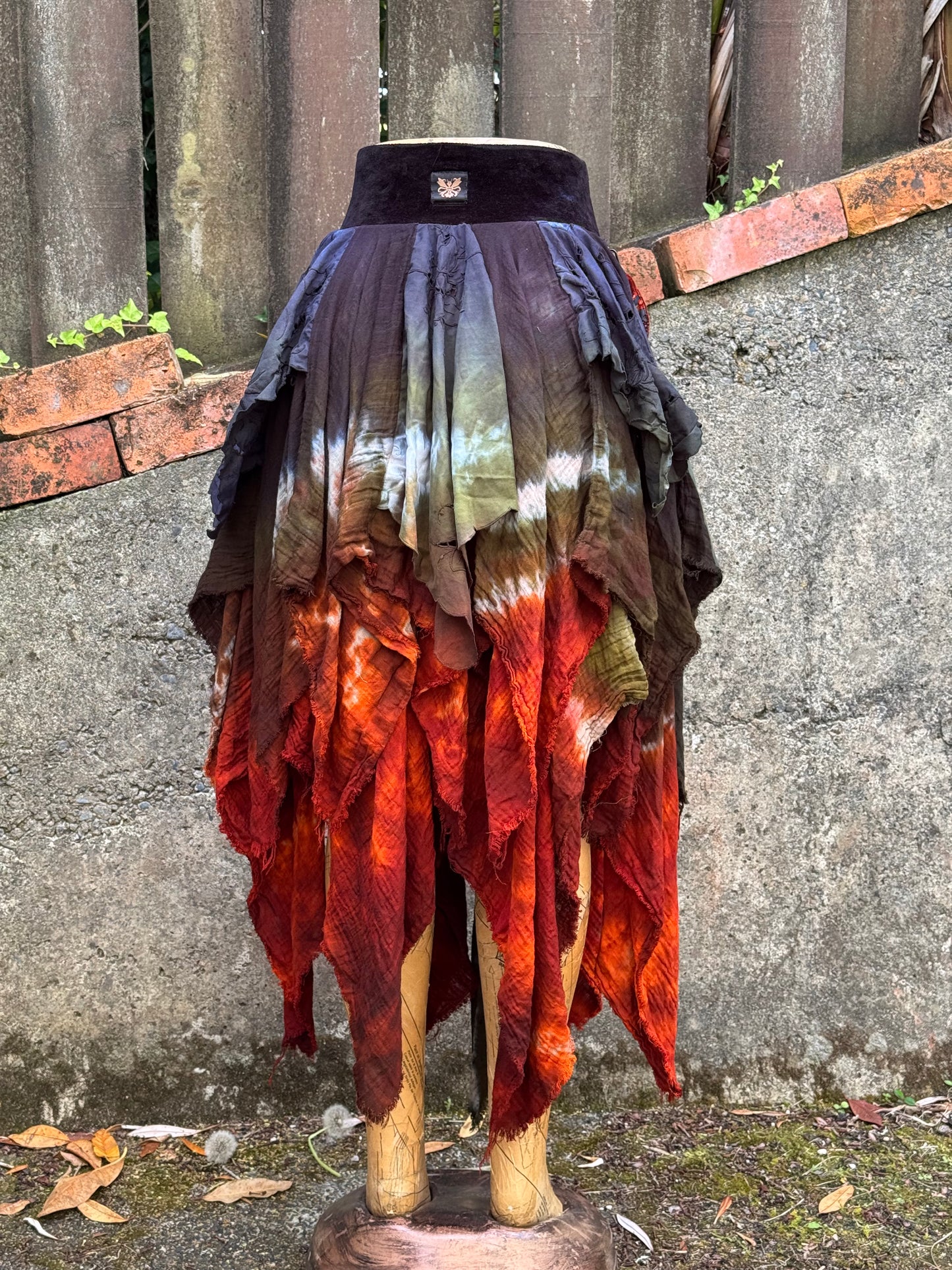 Wildcrafted Skirt (M/L)