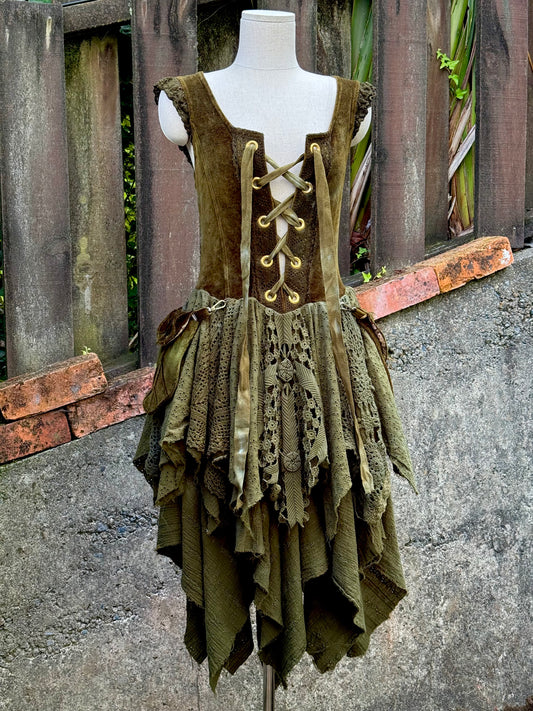 Wildcrafted Faery Pocket Dress (L)
