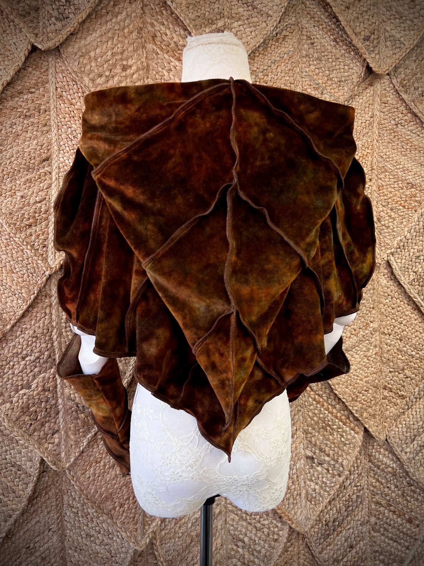 Ancient Rust Leafae Poncho Set