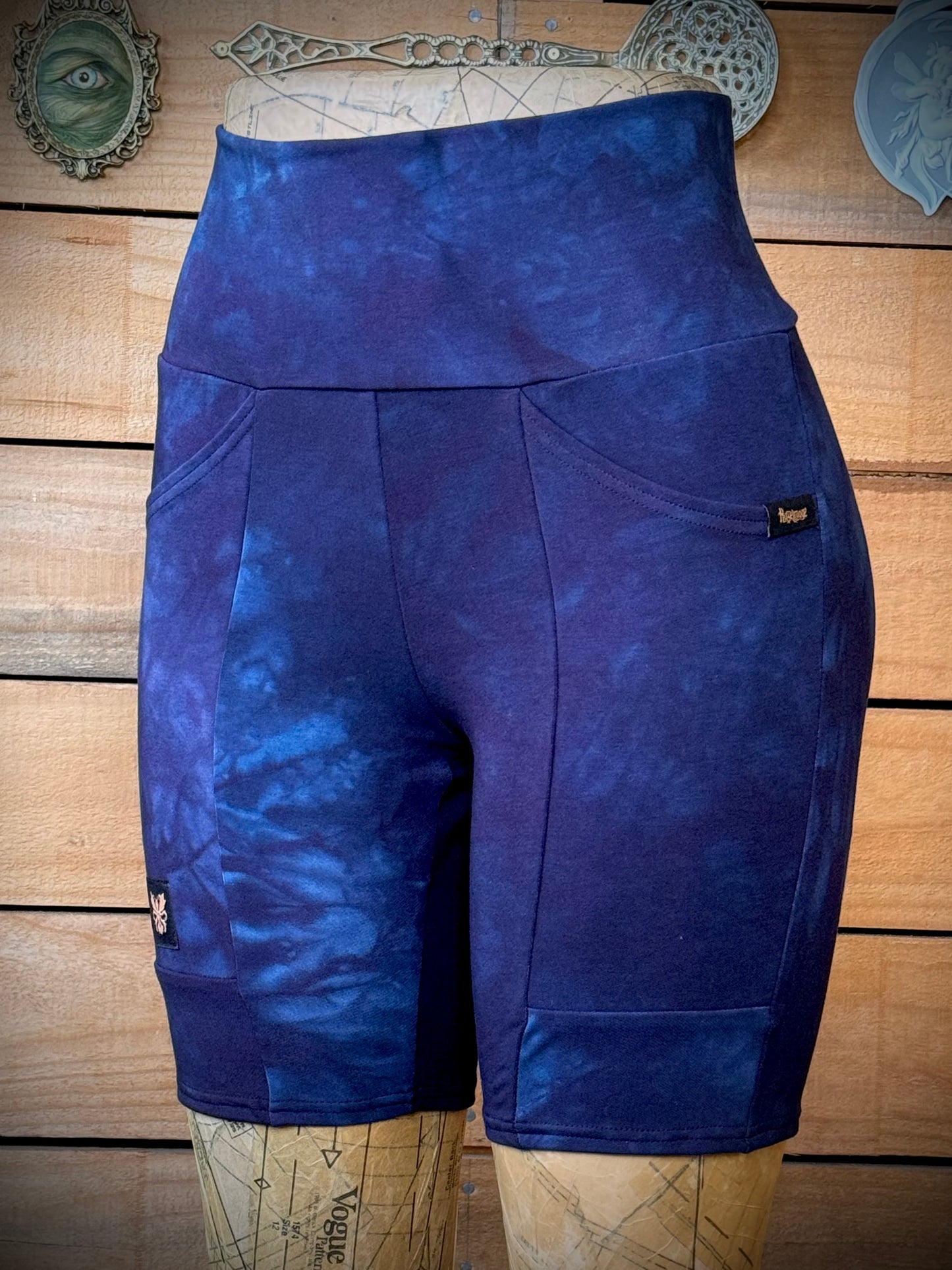 Celestia Bellbird Shorts