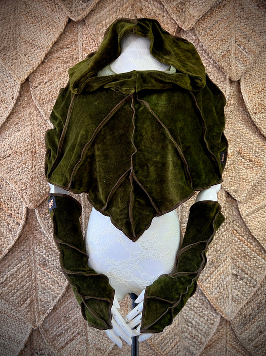 Frond Leafae Poncho Set