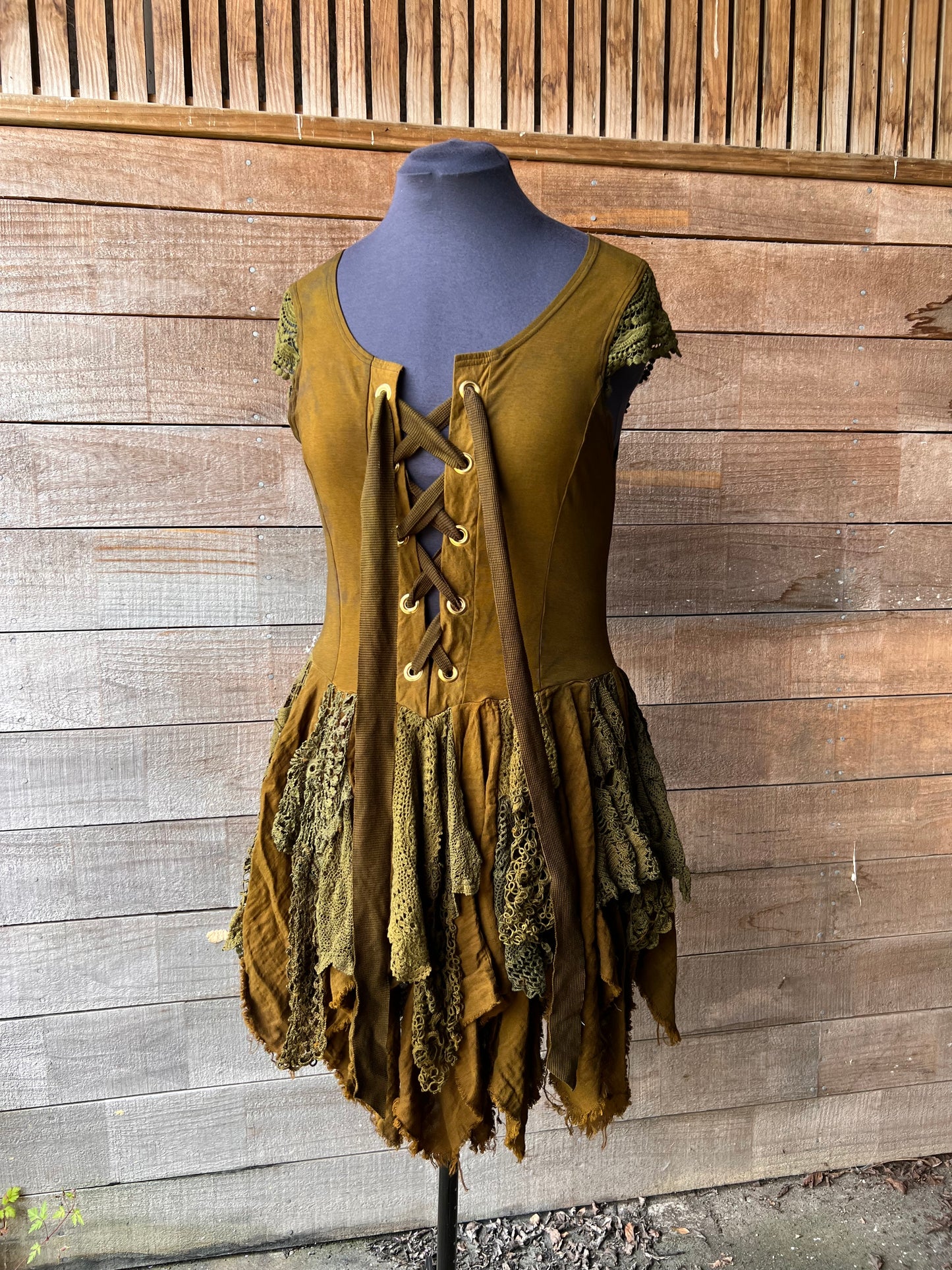 Wildcrafted Fae Dress (XXL)