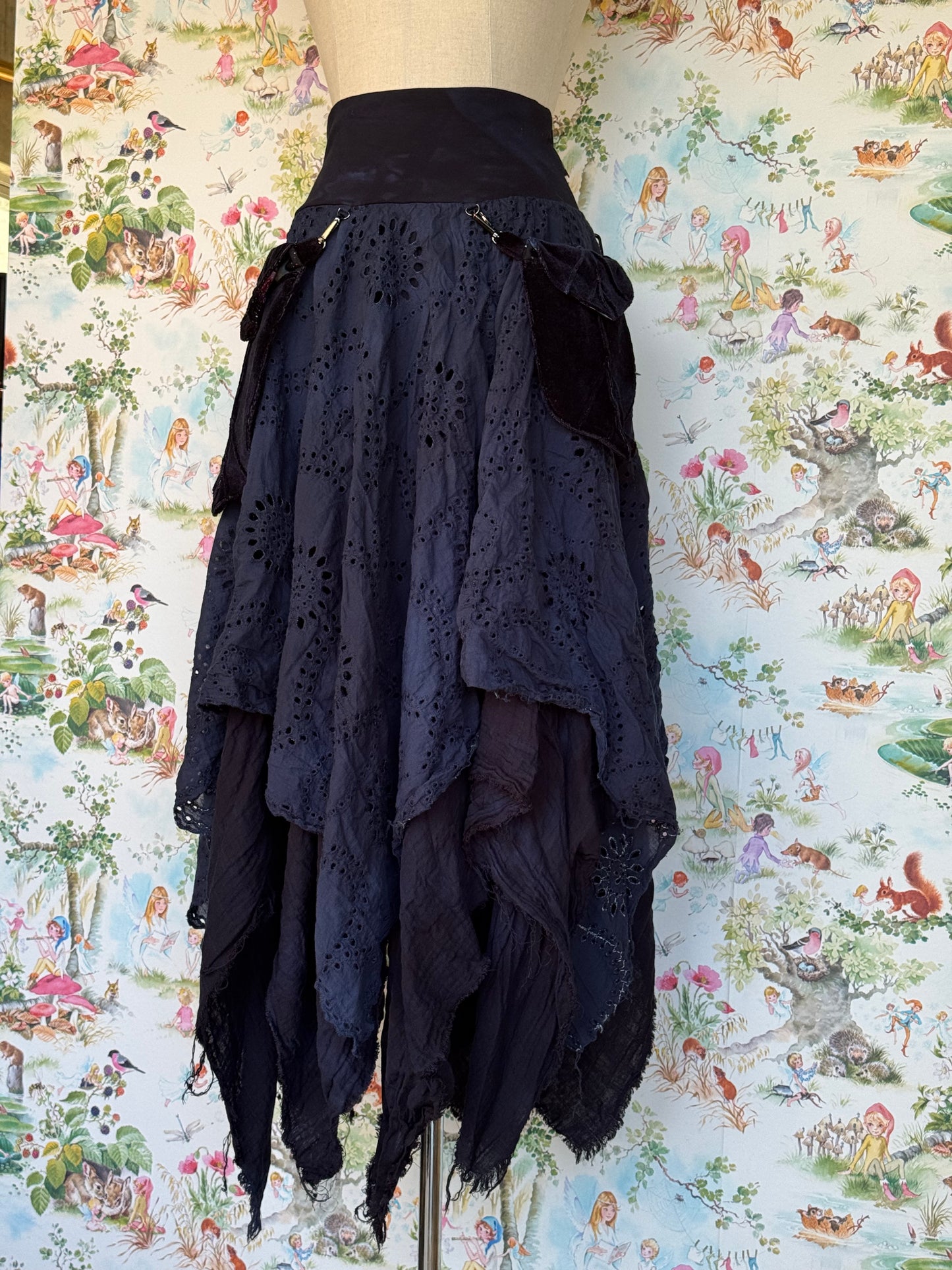 Nightmage Faeble Skirt