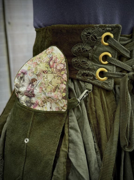 Wildcrafted Skirt (XL/XXL)