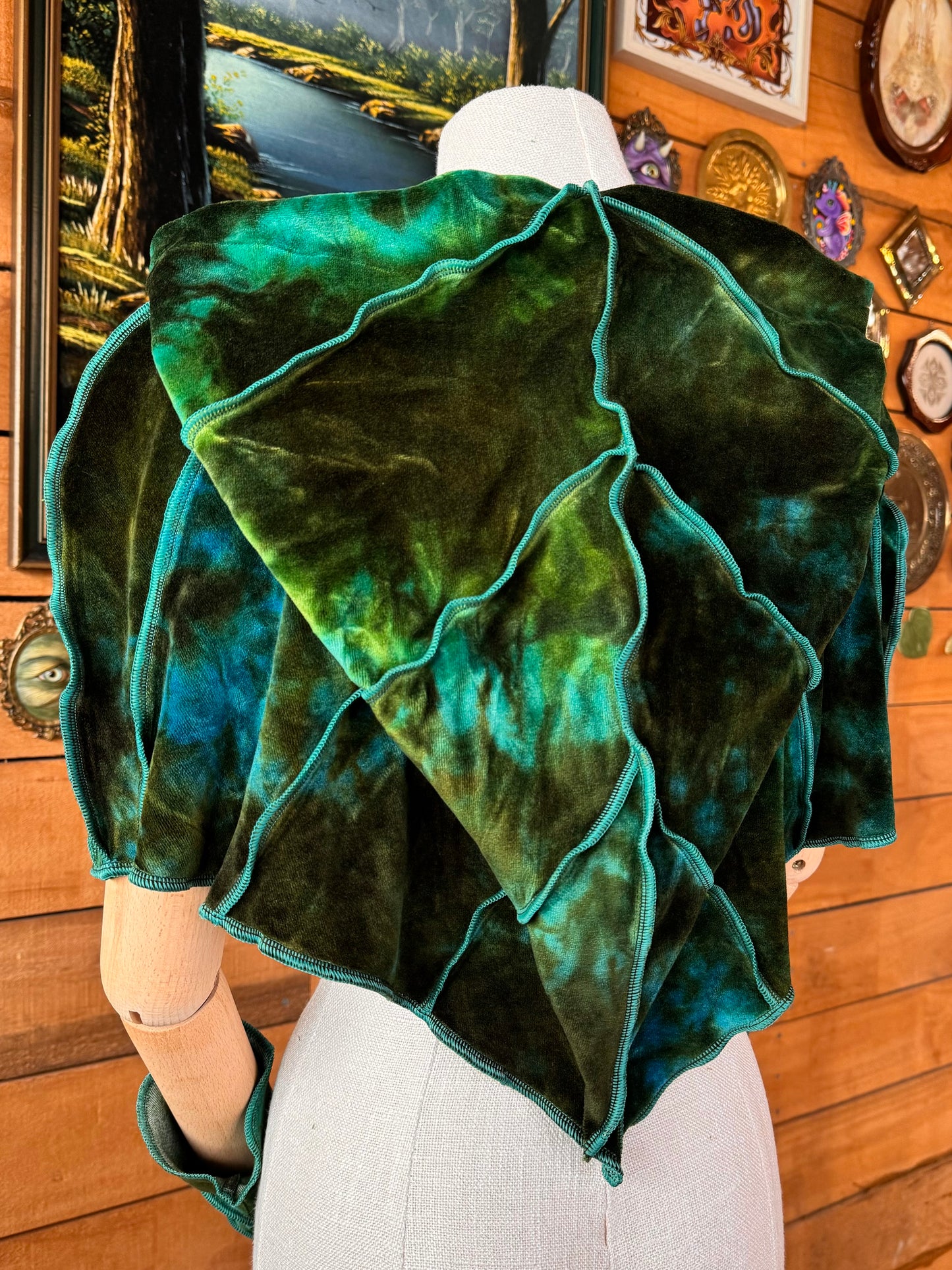 Labradorite Leafae Poncho Set