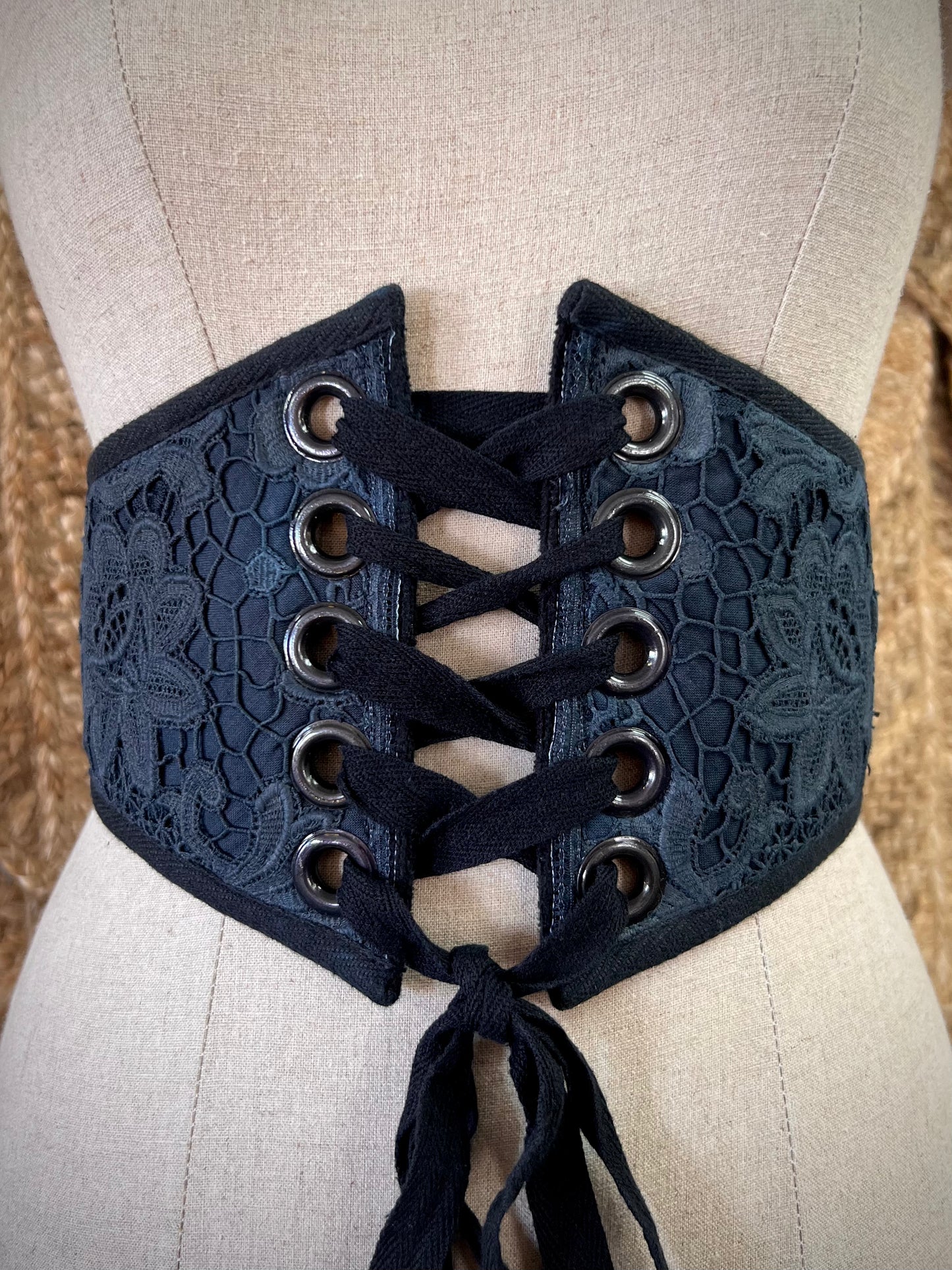 M-L Corset Pixie Belt