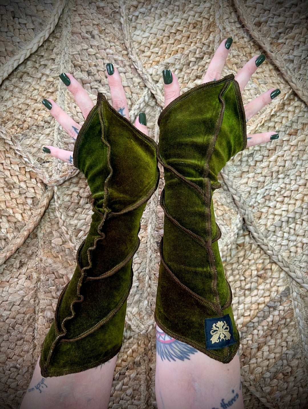 Frond Leafae Arms OSFA