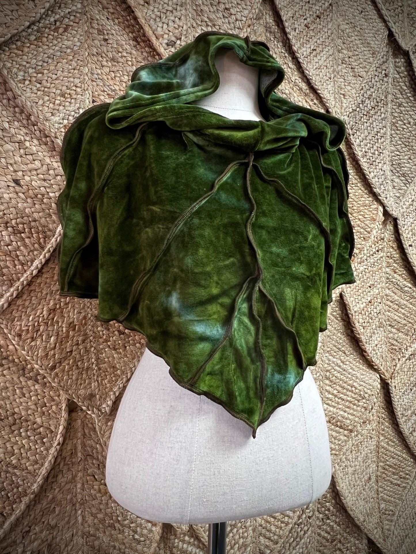 Frond Leafae Poncho