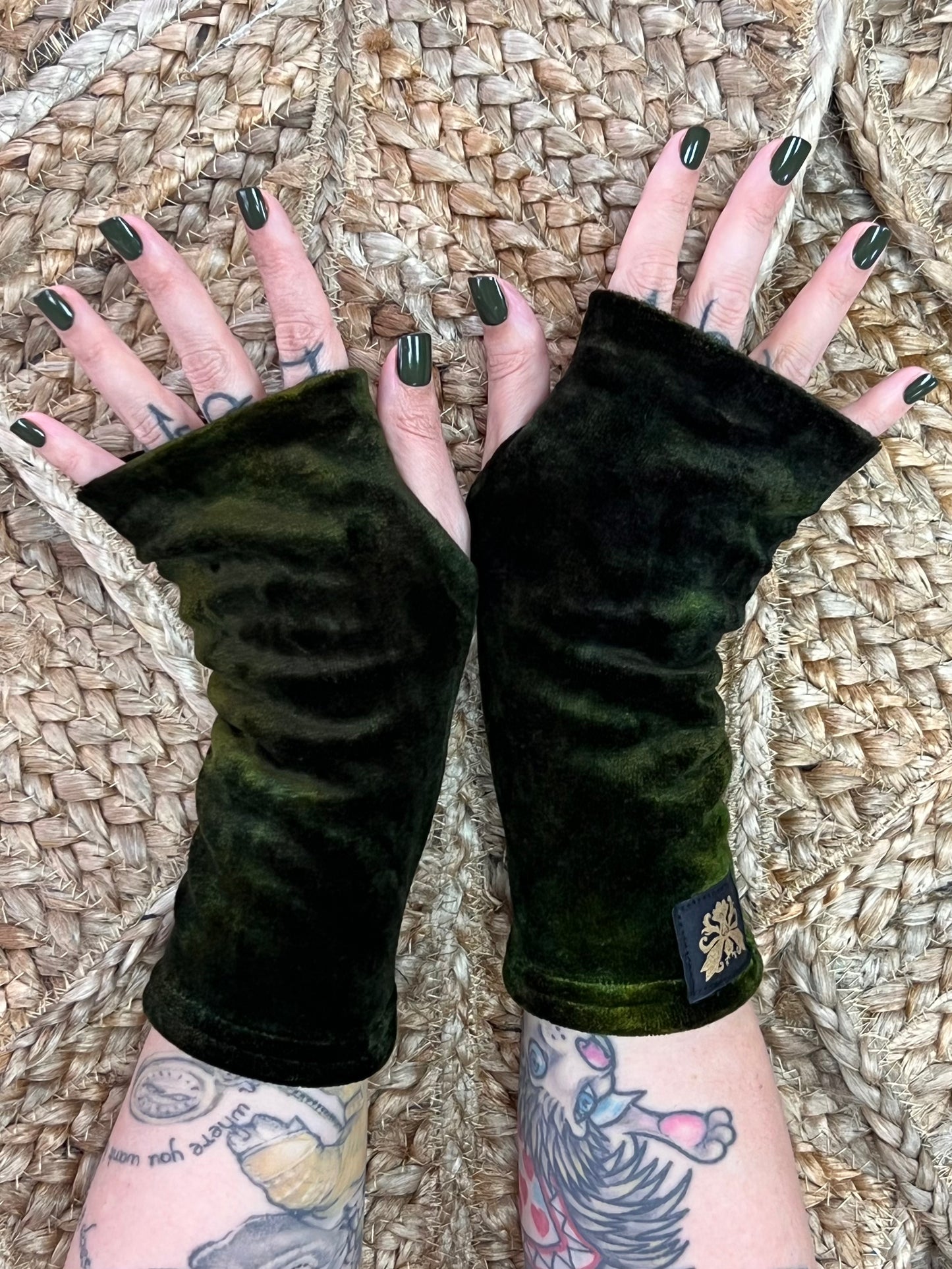 Frond Pixie Arms OSFA