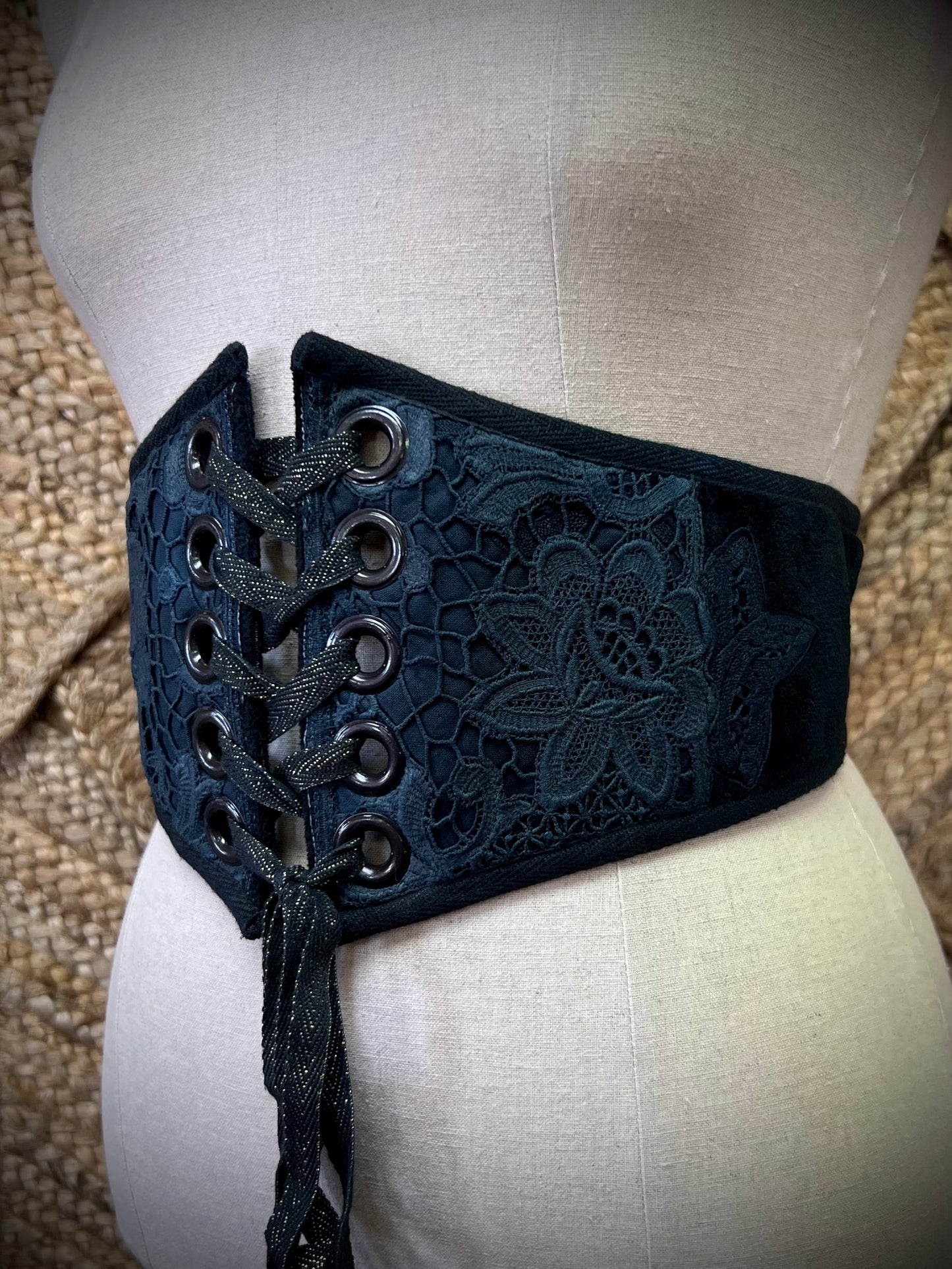 M-L Pixie Corset Belt