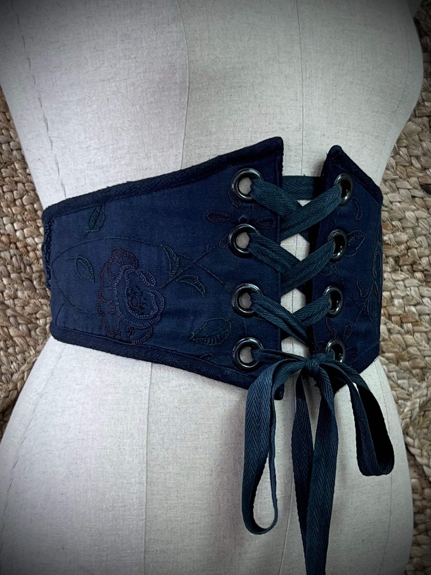 M - L Pixie Corset Belt