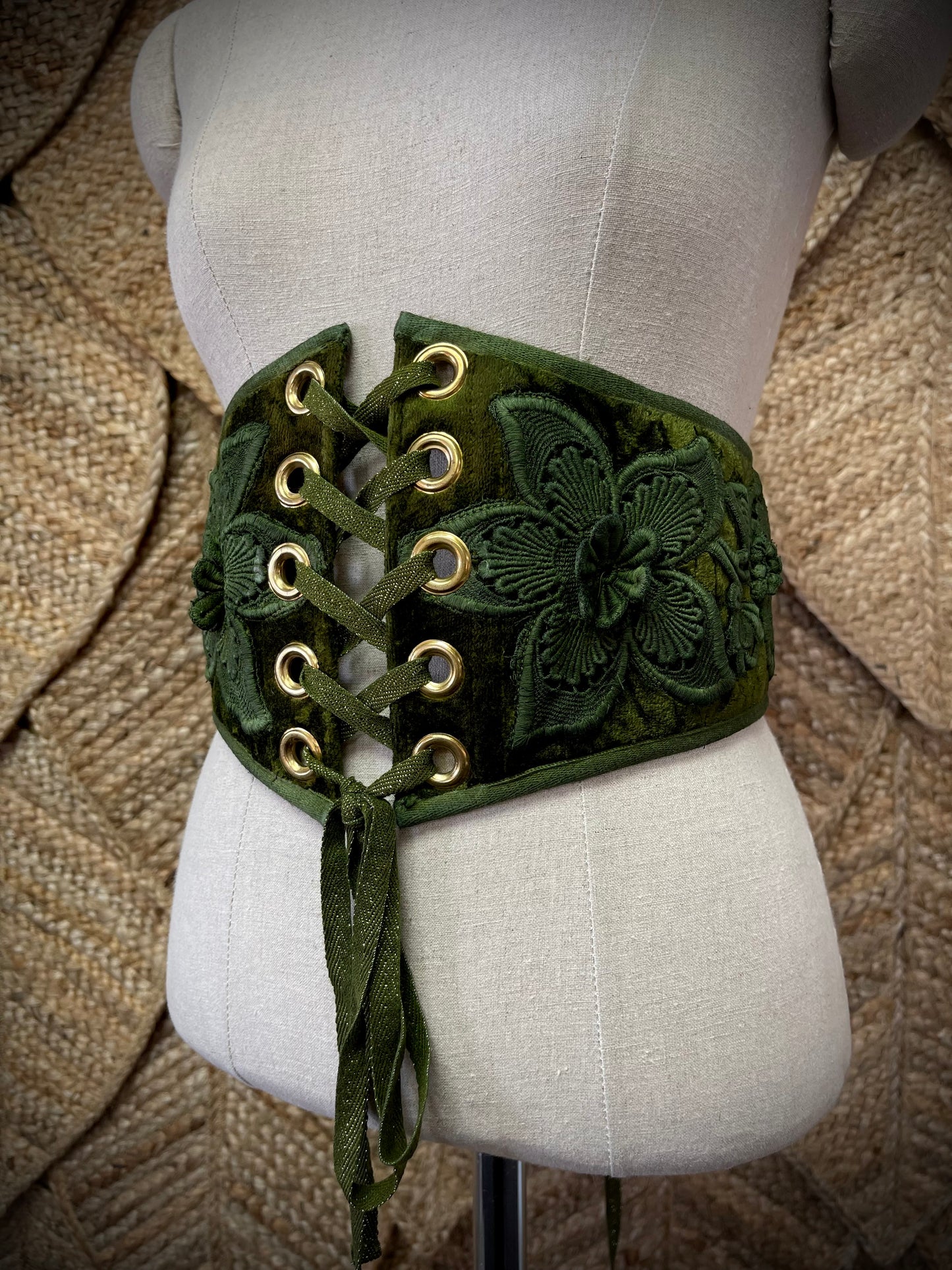 XL - XXL Corset Pixie Belt