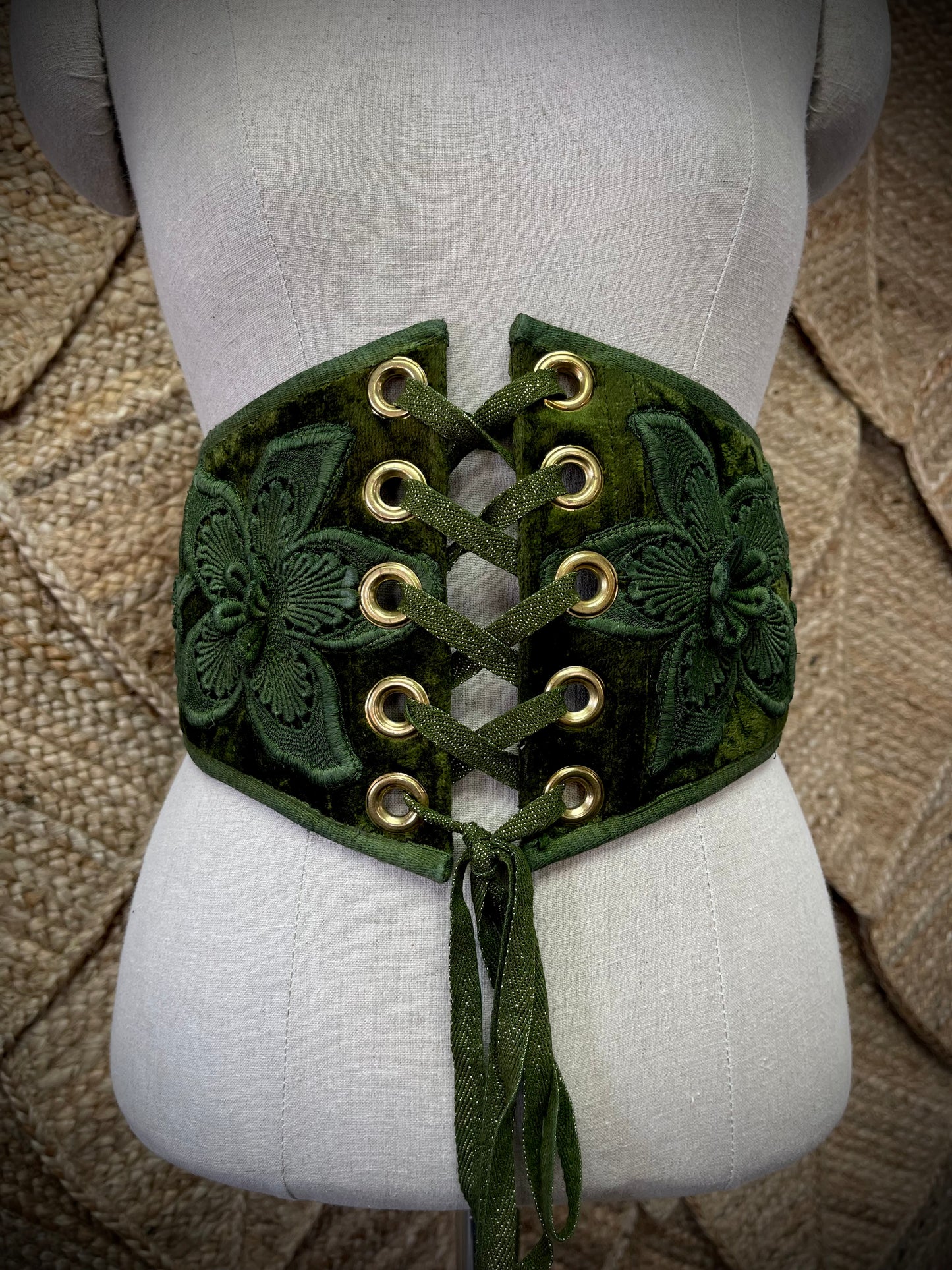 XL - XXL Corset Pixie Belt