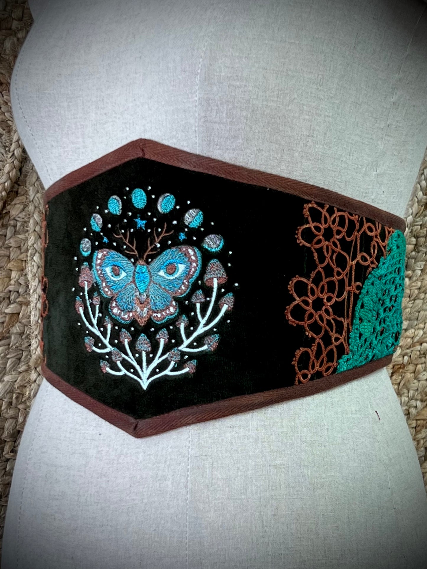 M - L Pixie Corset Belt