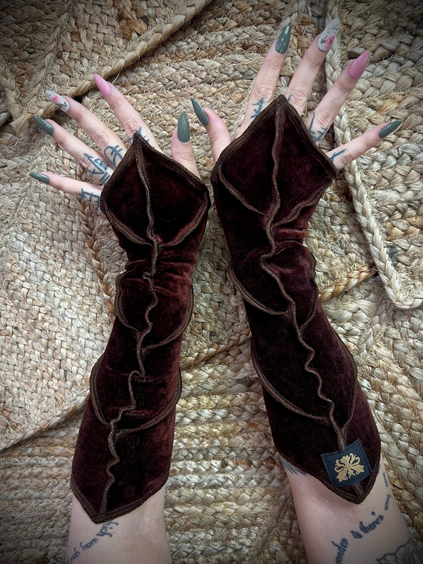 Treebark Leafae Arms OSFA