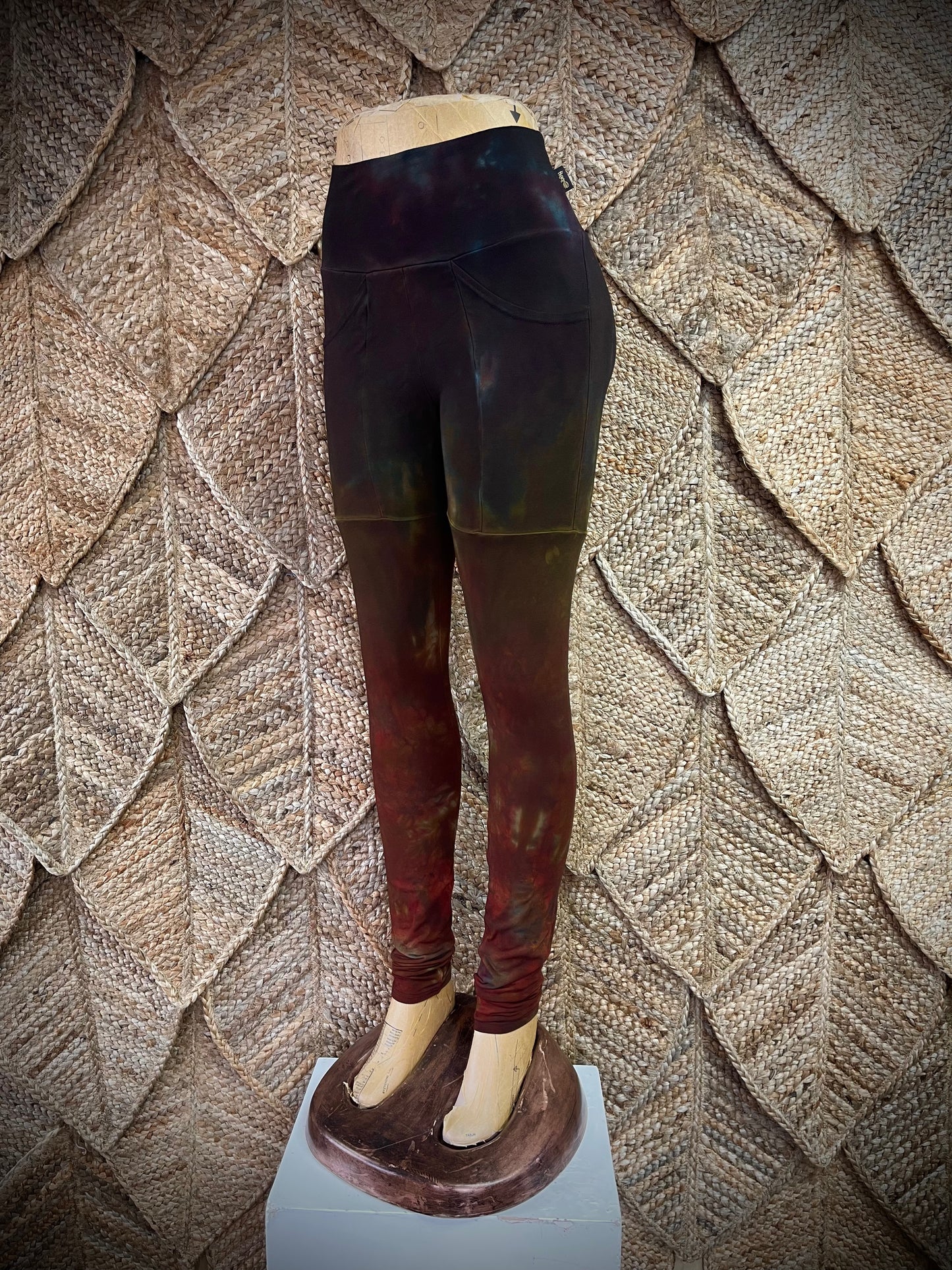 Phoenix Bellbird Leggings
