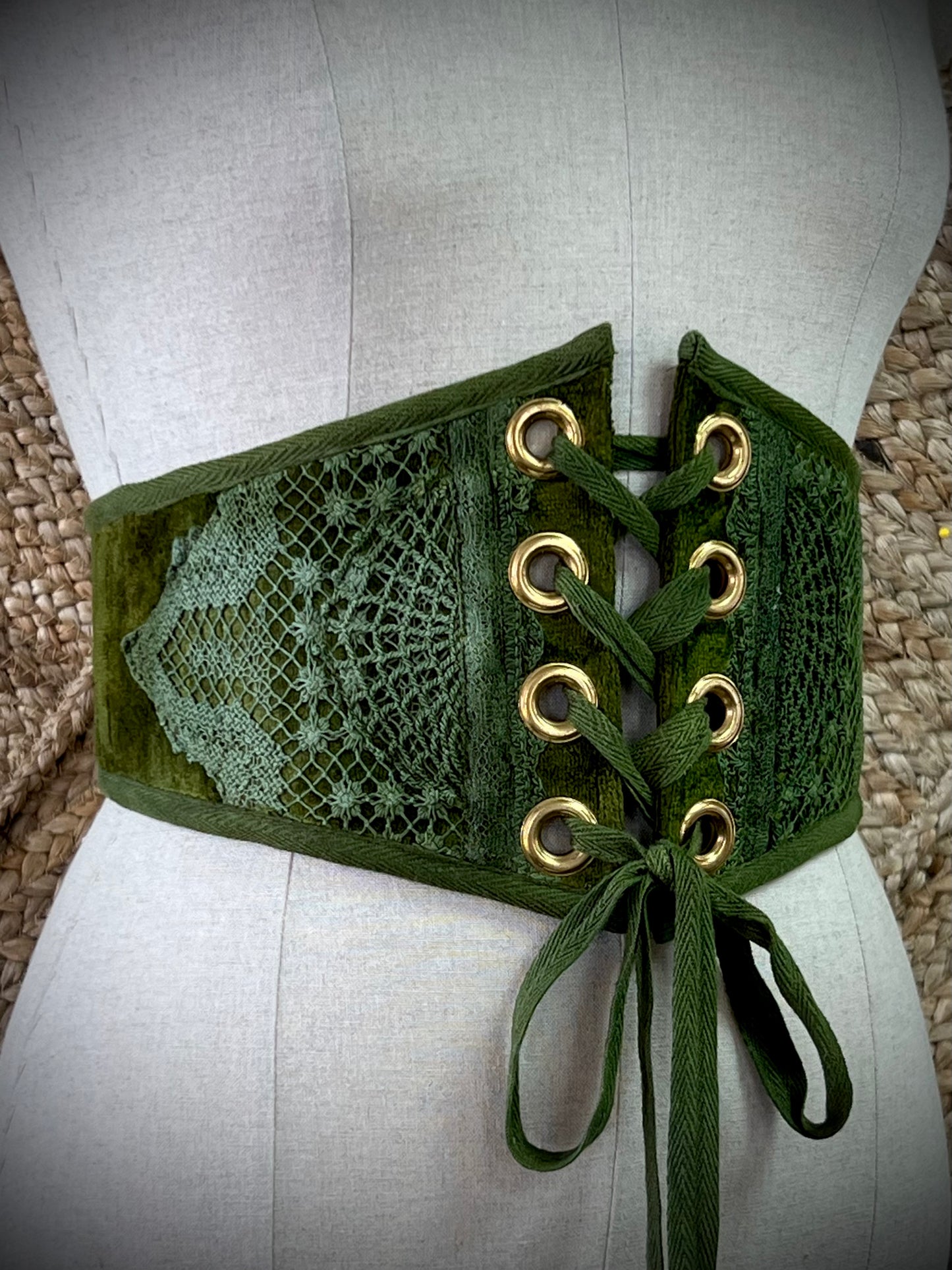 M - L Pixie Corset Belt