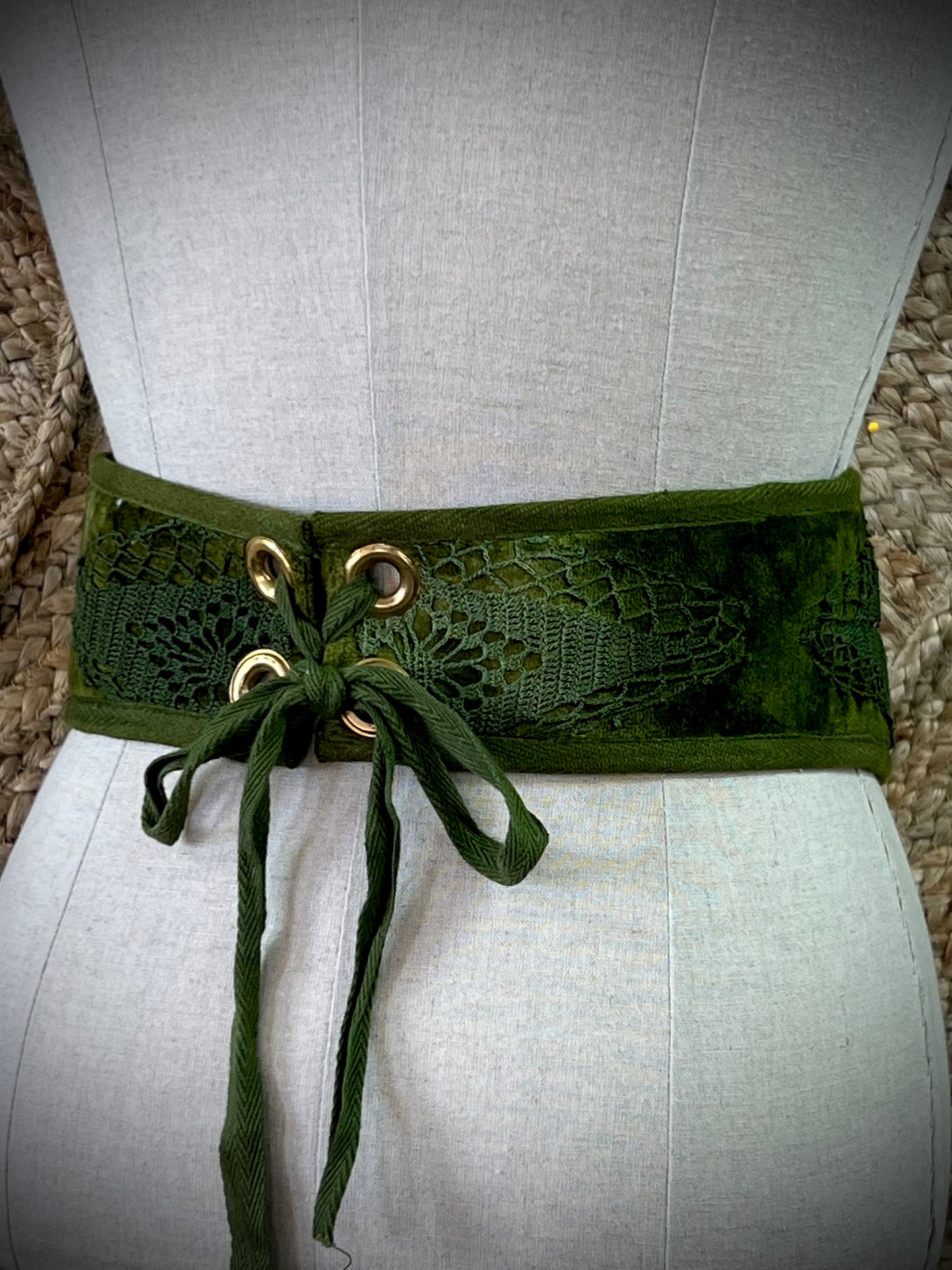 M - L Pixie Corset Belt