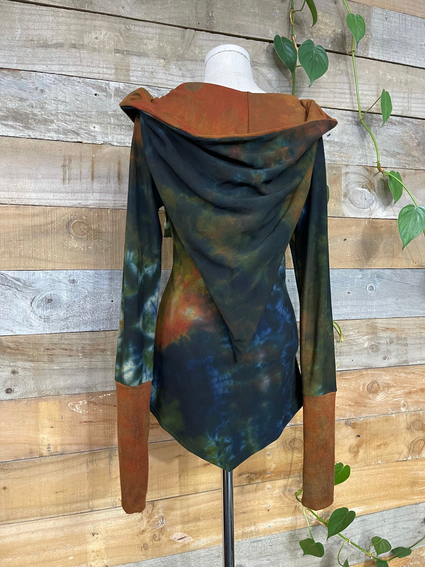 Sunken Treasure Magpie Hoodie