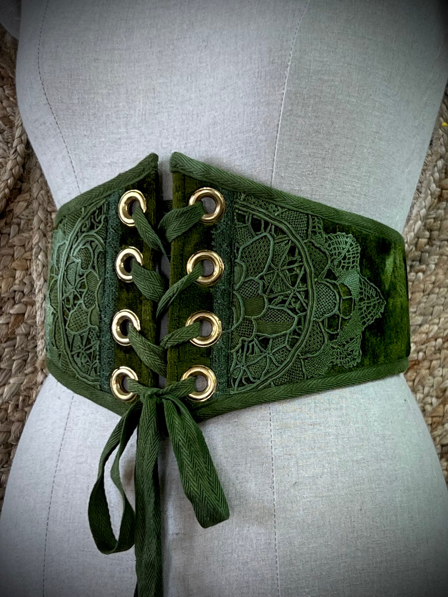 M - L Pixie Corset Belt