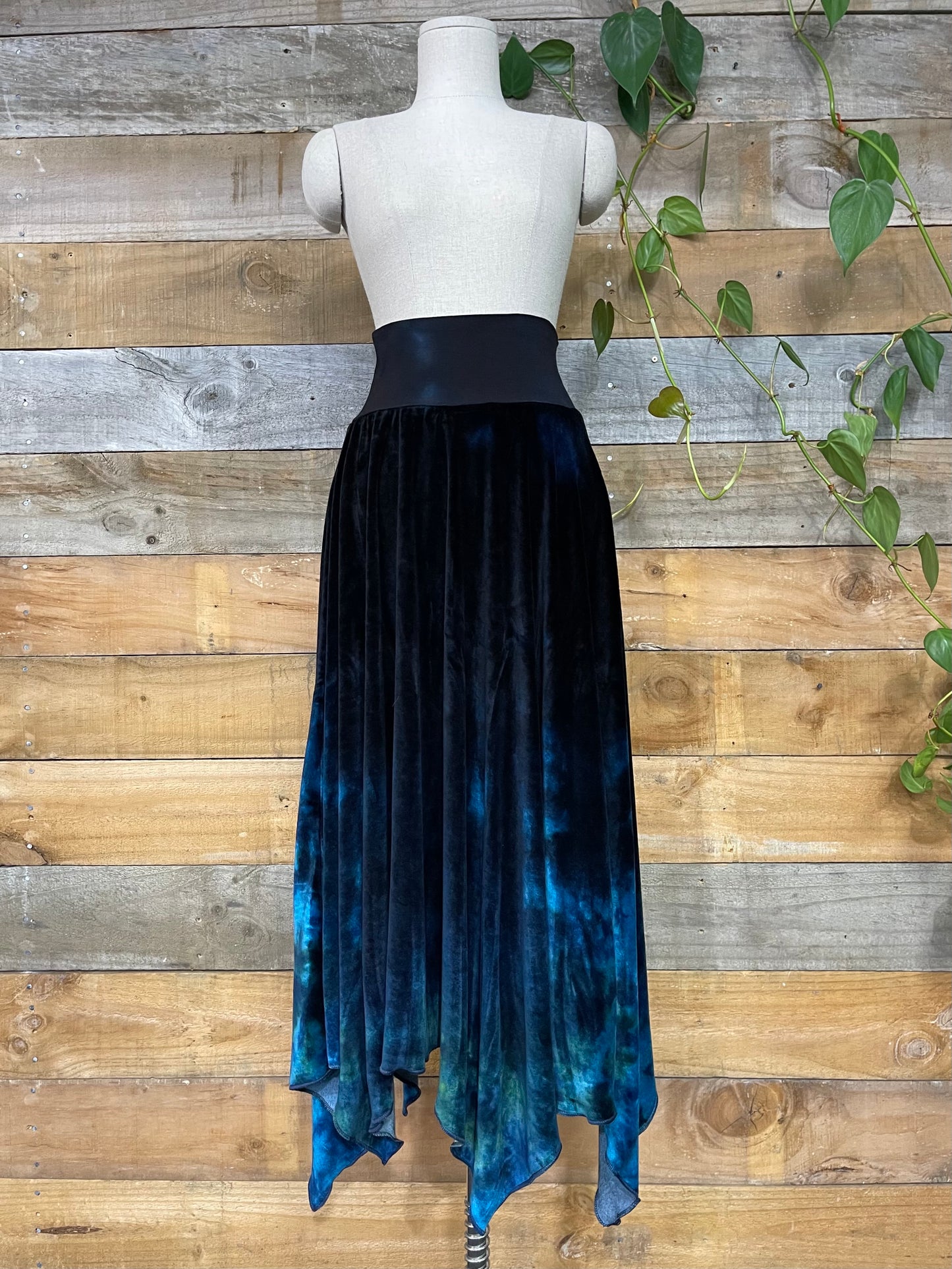 Moonlake Velour Maxi Skirt