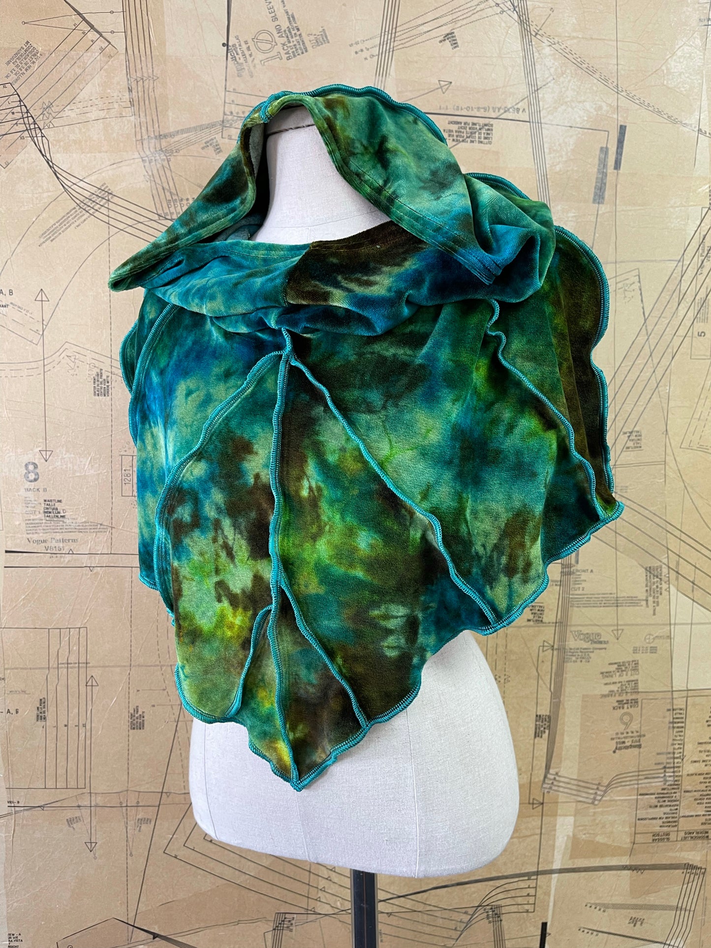 Labradorite Leafae Poncho