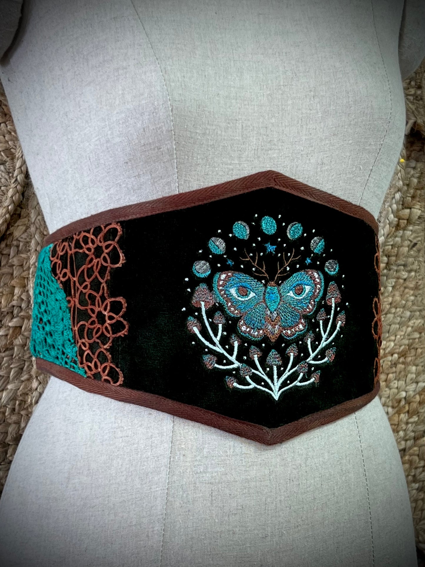 M - L Pixie Corset Belt