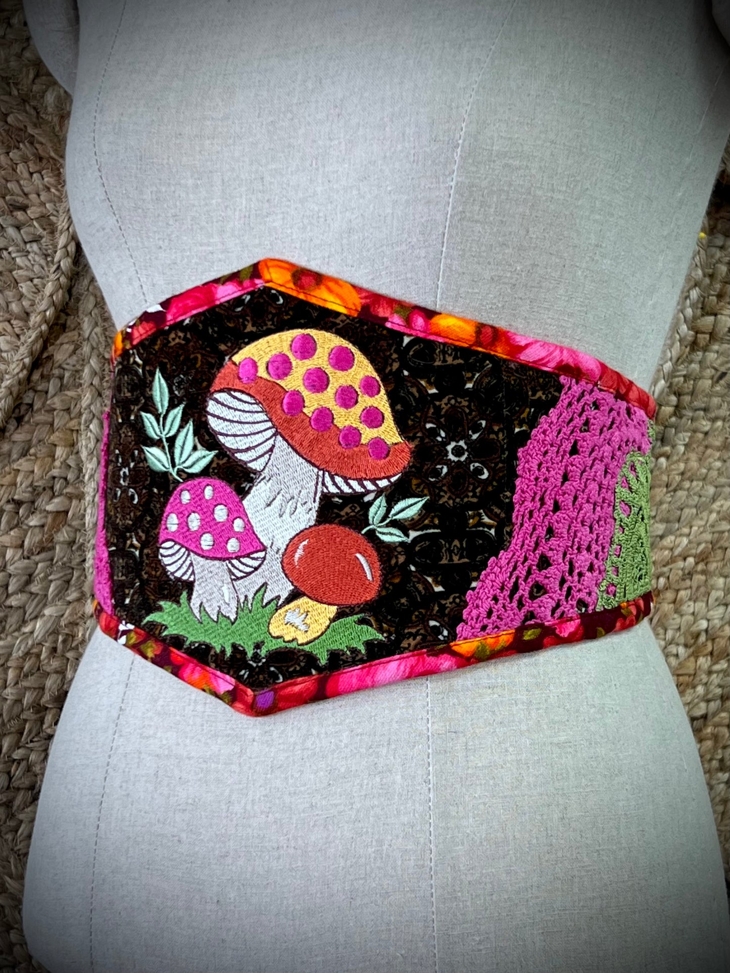 M - L Pixie Corset Belt