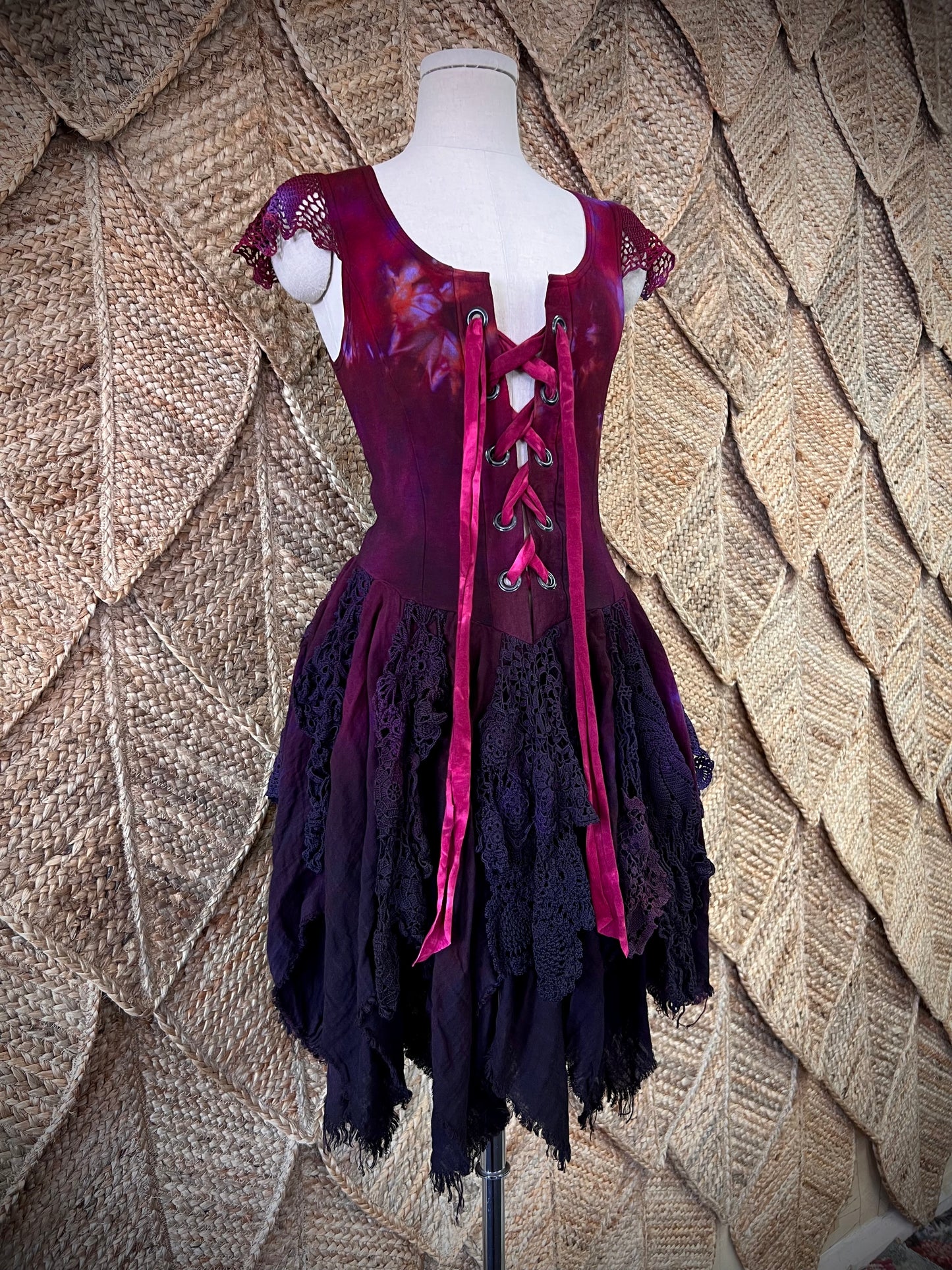 Wildcrafted Fae Dress (L)