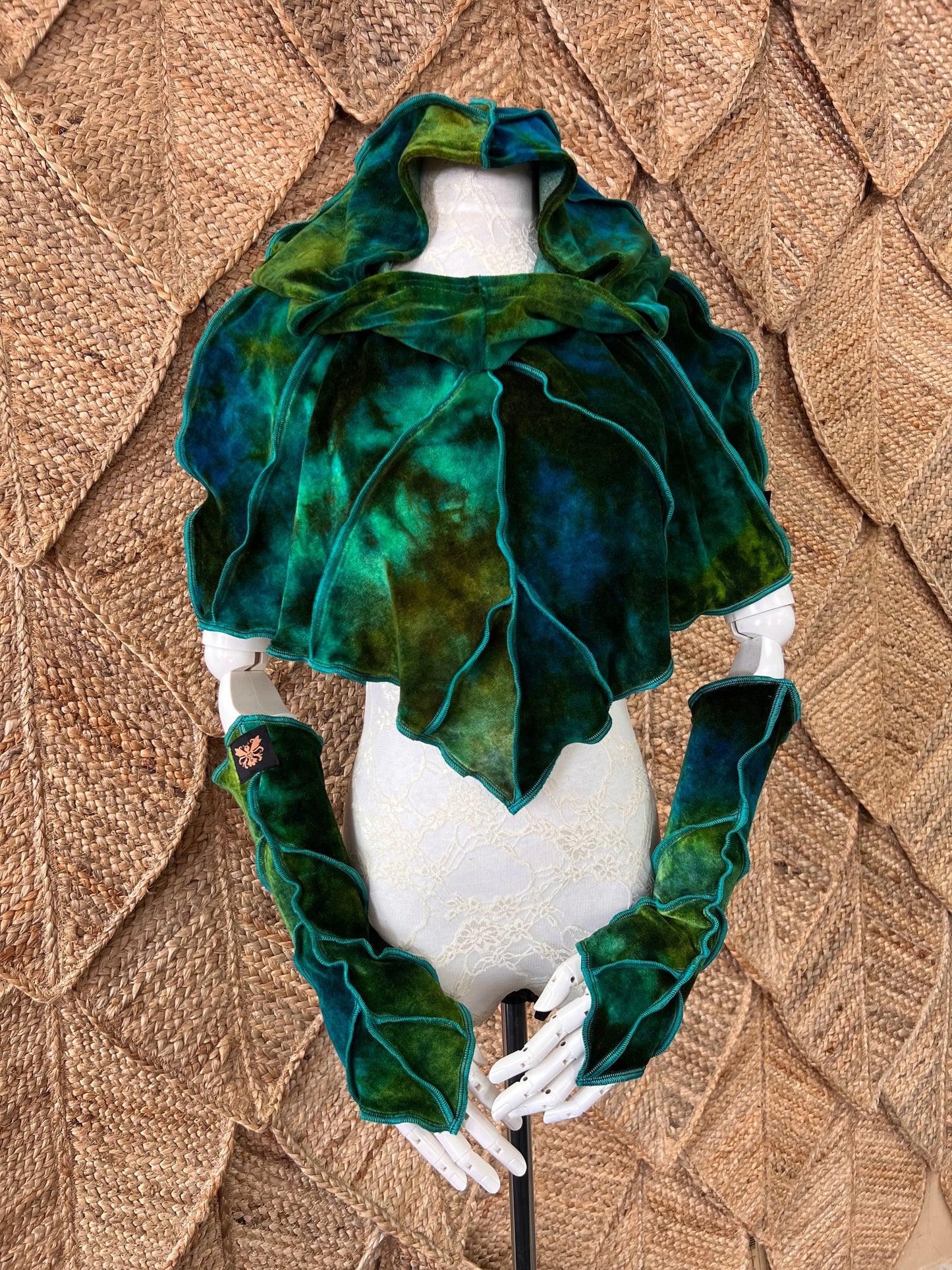 Labradorite Leafae Poncho Set