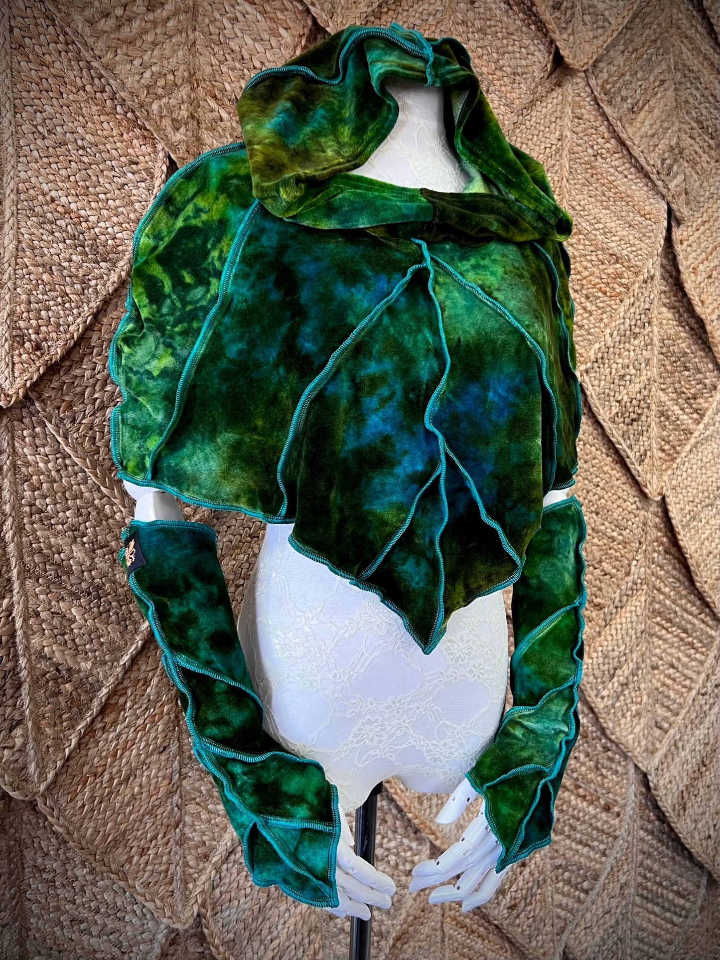 Labradorite Leafae Poncho Set