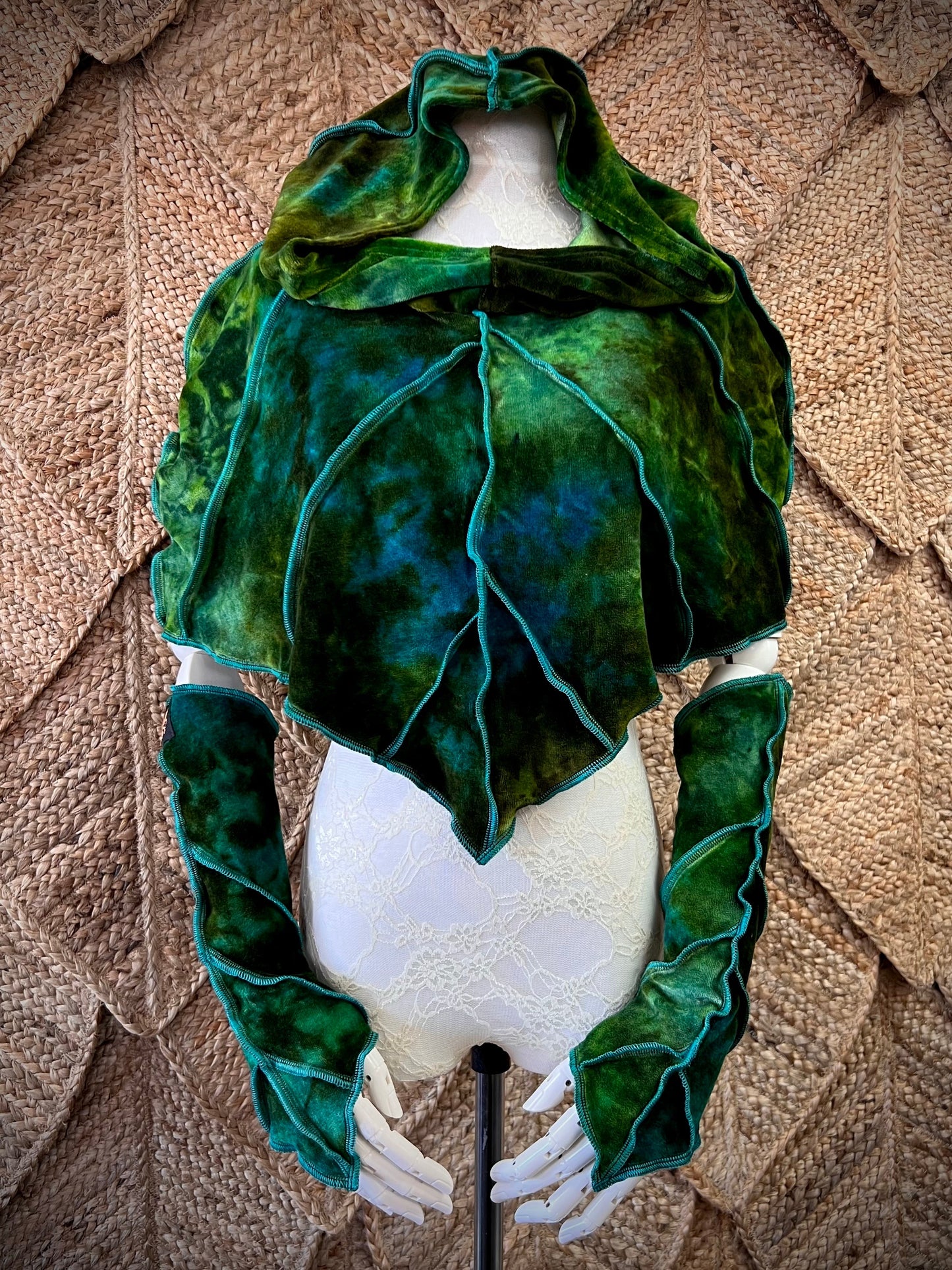 Labradorite Leafae Poncho Set