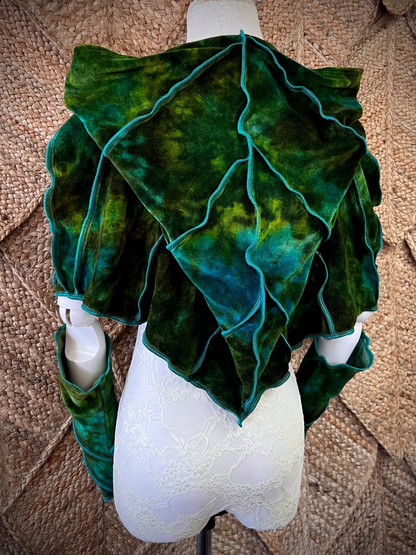 Labradorite Leafae Poncho Set