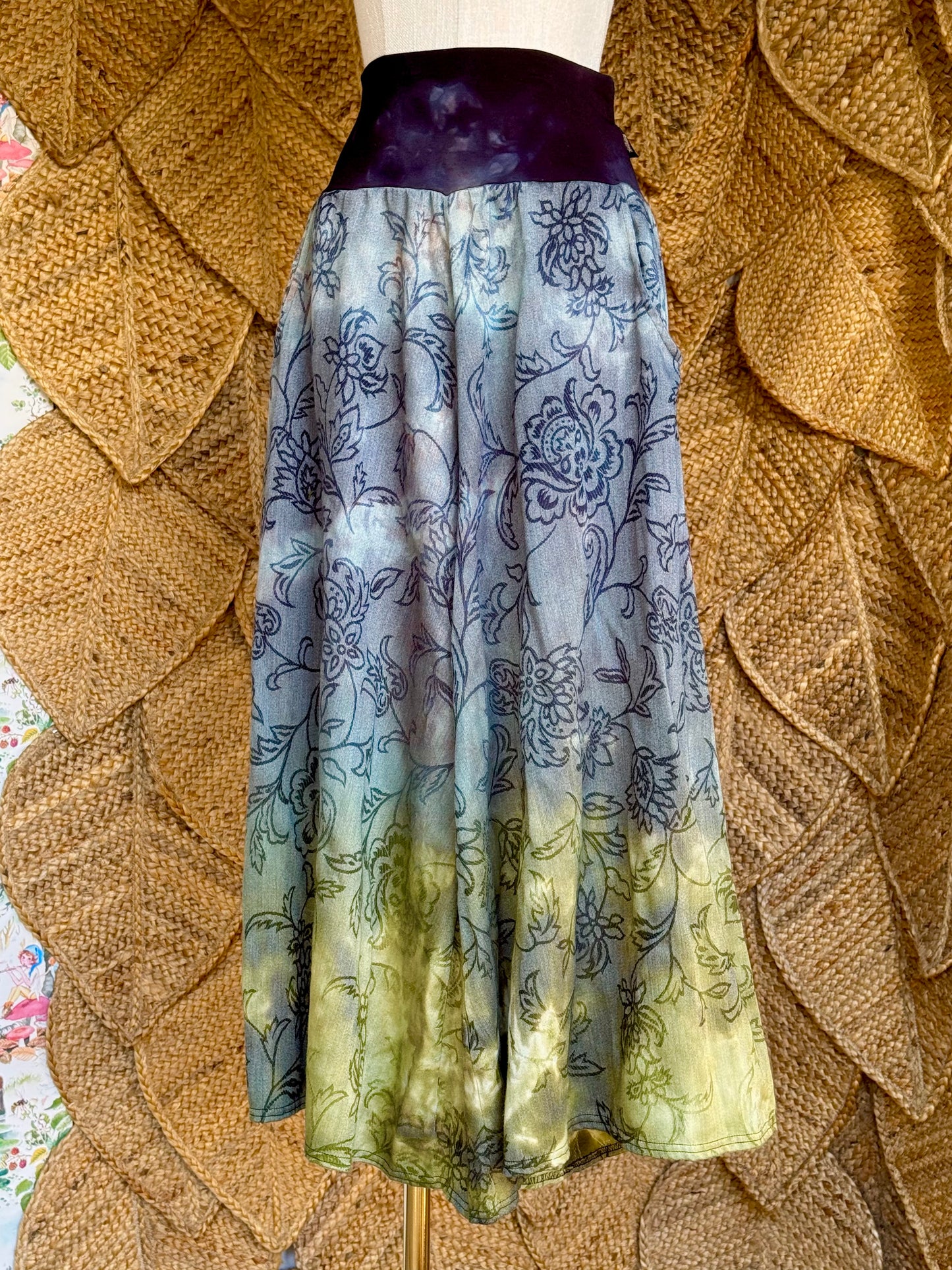 M/L Foraged Pixie Pants