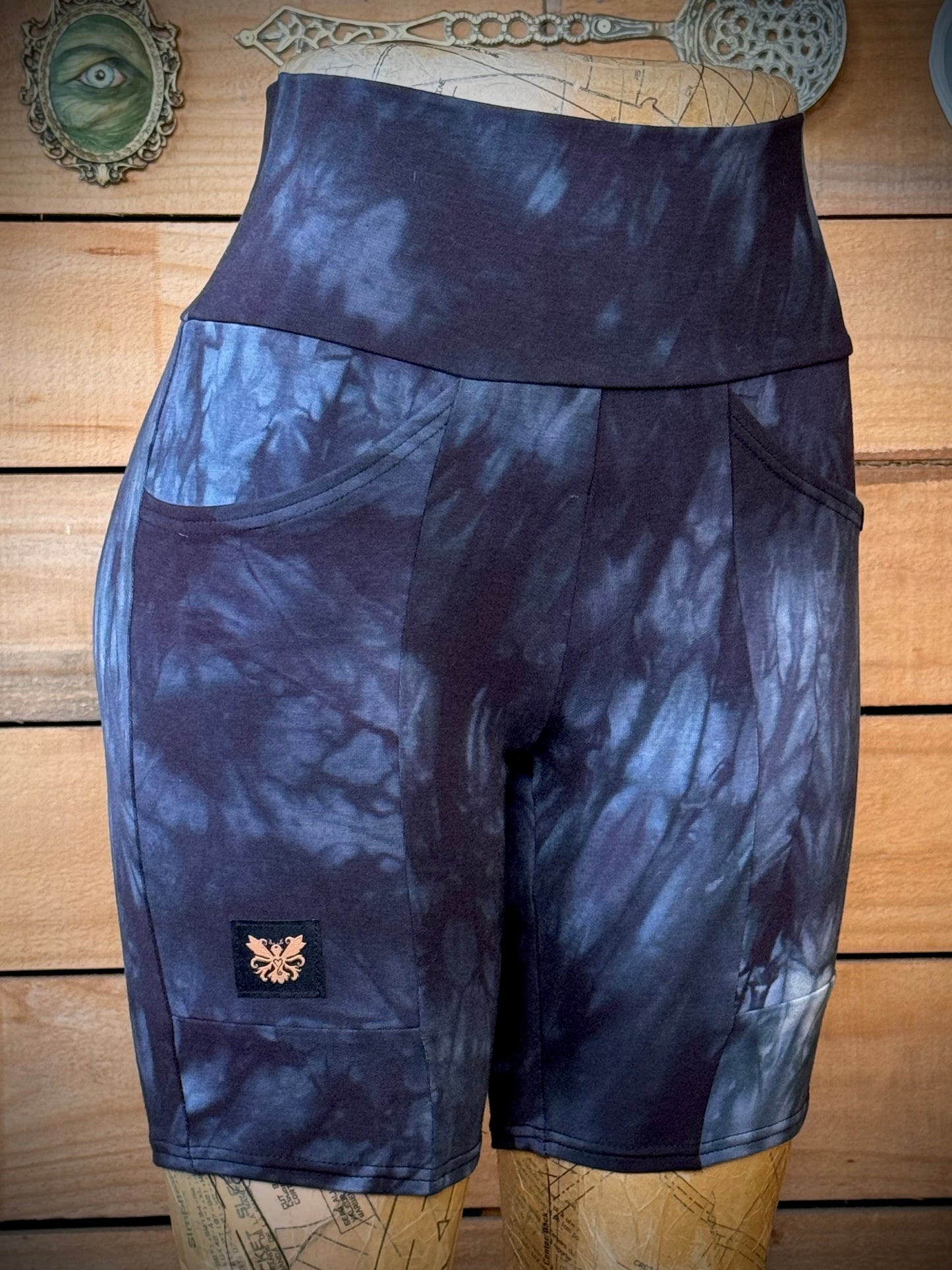 Moonlight Bellbird Shorts